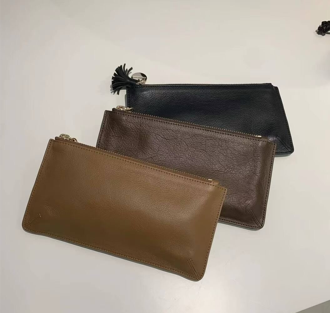 小羊皮拉鍊手包