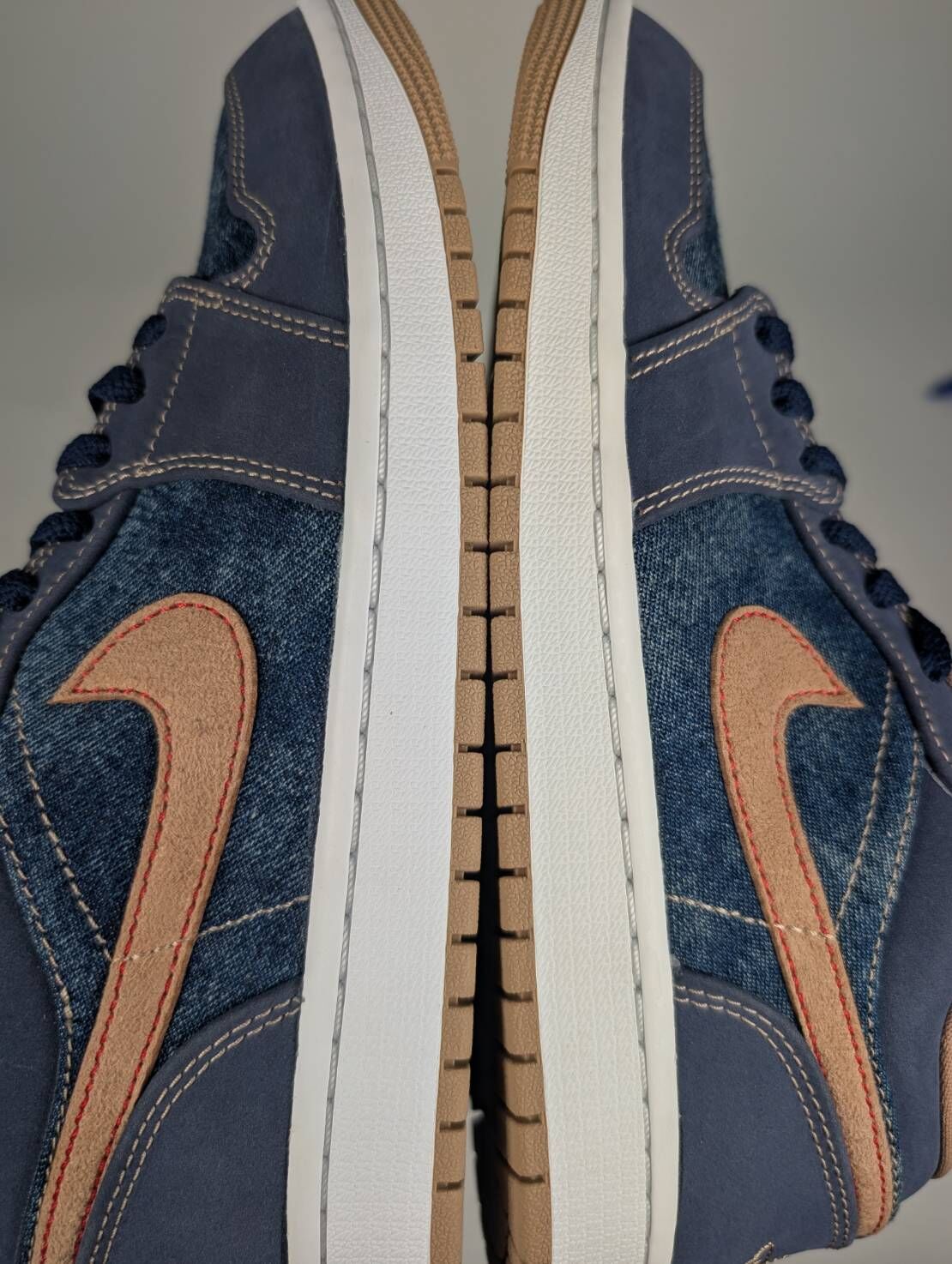 微瑕疵-左右腳中底色差 DH1259-400/8 Air Jordan 1 Low SE "Denim"