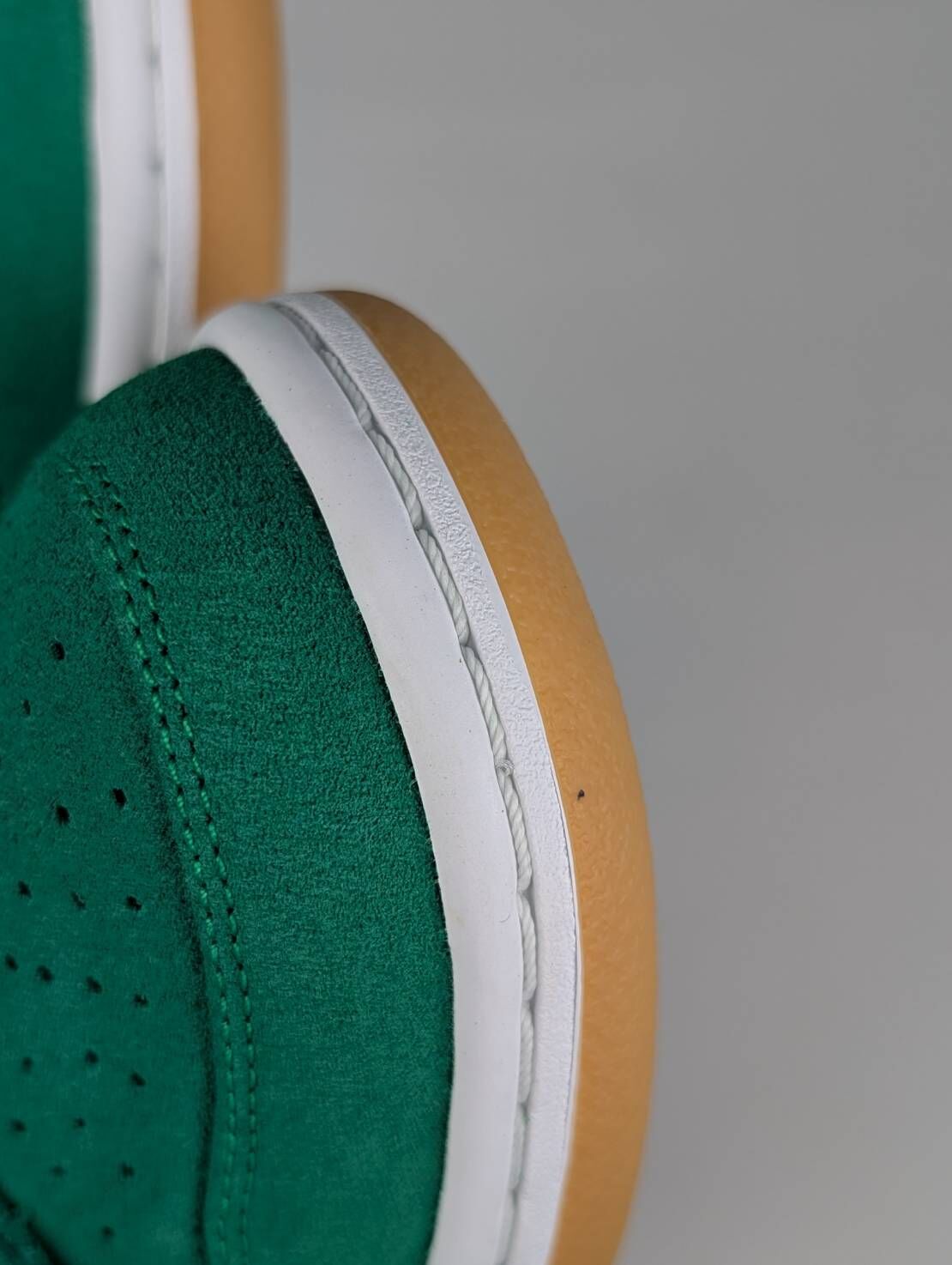 微瑕疵-右腳前頭鞋底小黑點 BQ6817-303/9 Nike SB Dunk Low Pro "Shamrock" 帕特里克節 綠 男鞋