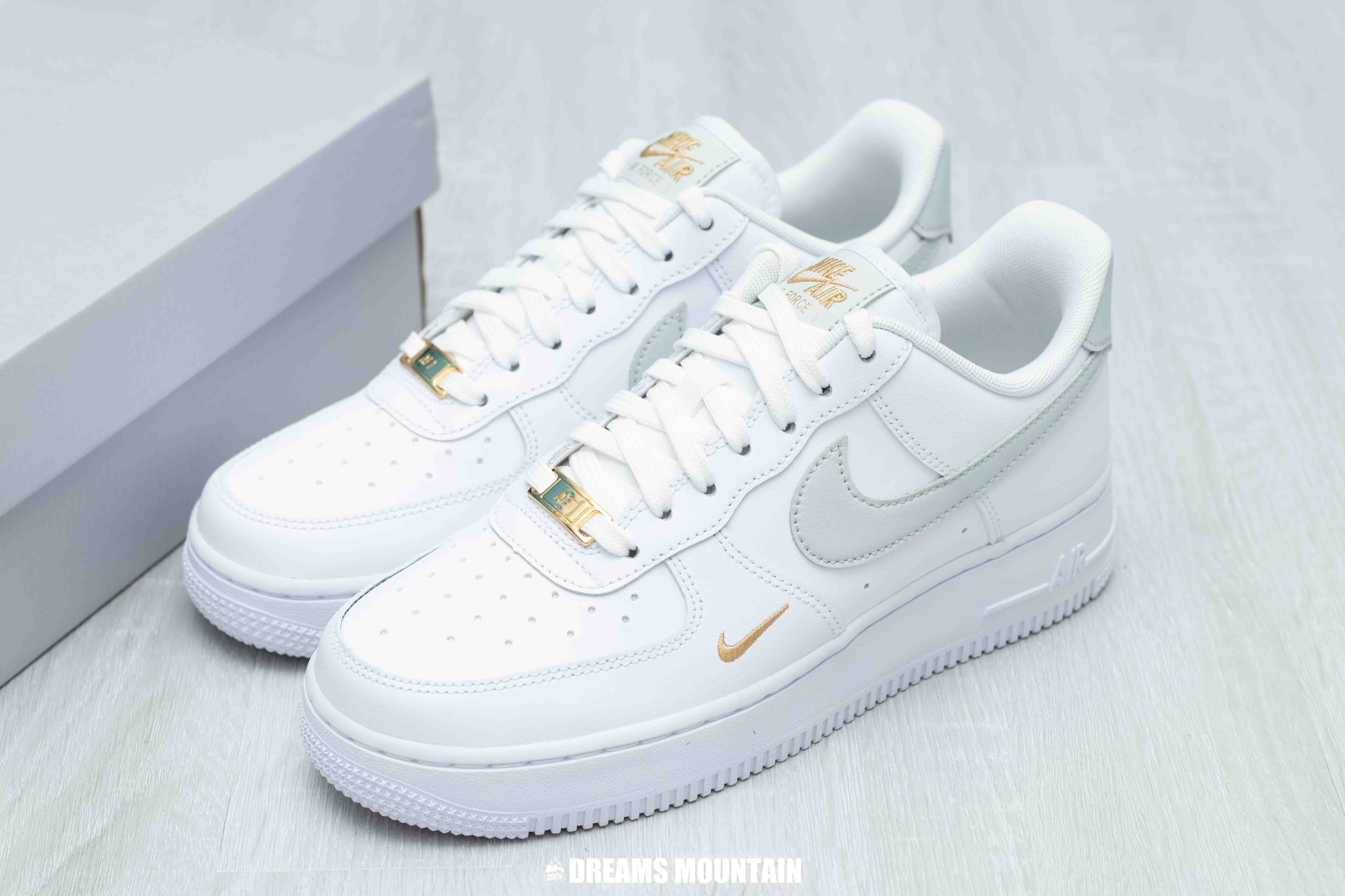 【預訂】NIKE AIR FORCE  1  LIGHT SILVER  白灰綠小金剔-WOMEN