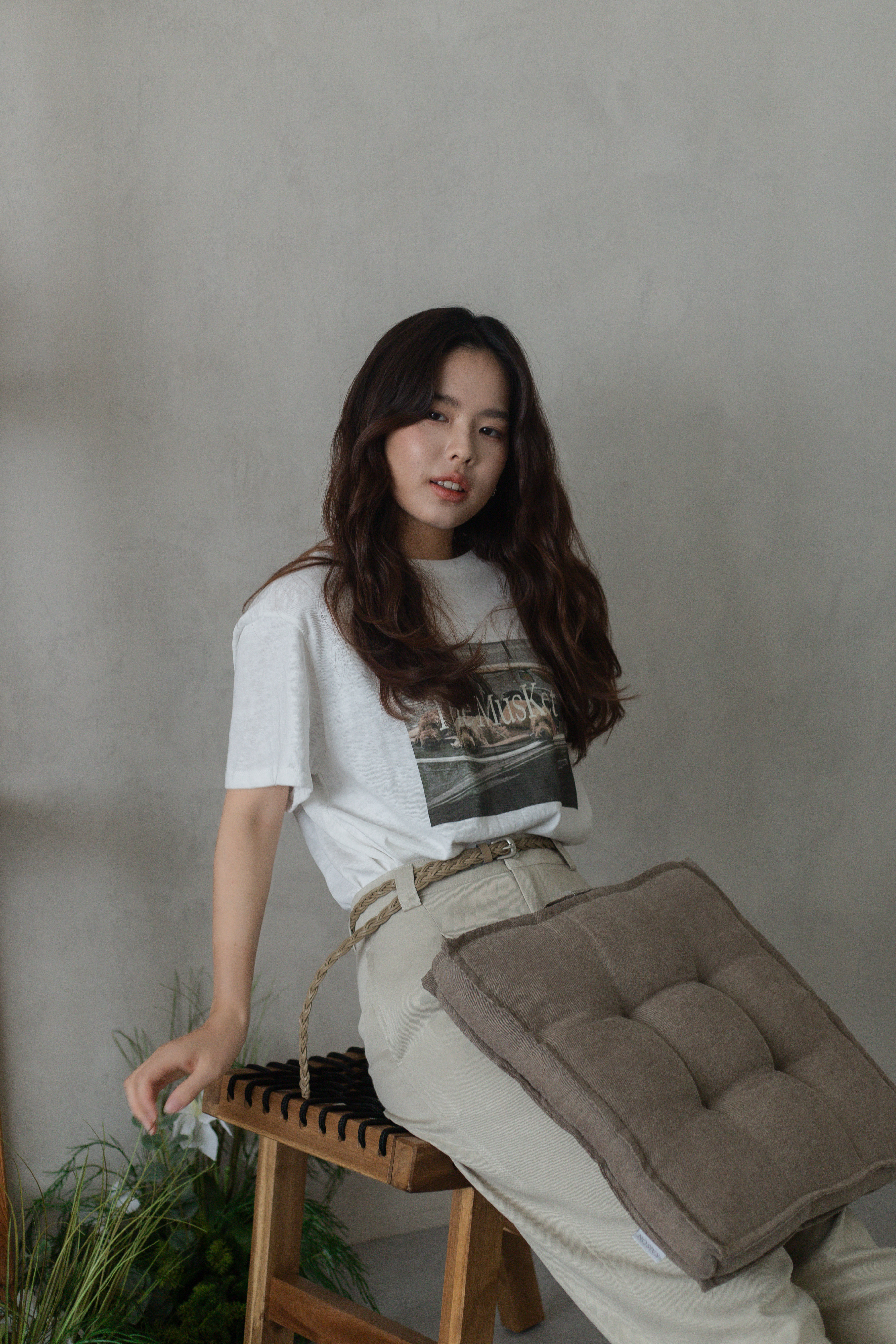 The Musket Relaxed Tee White- 2727TSWHI