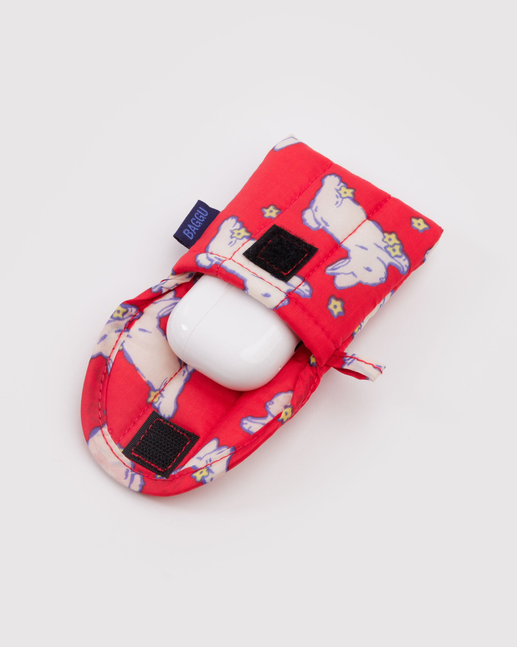Puffy Earbuds Case - Bunnies｜BAGGU