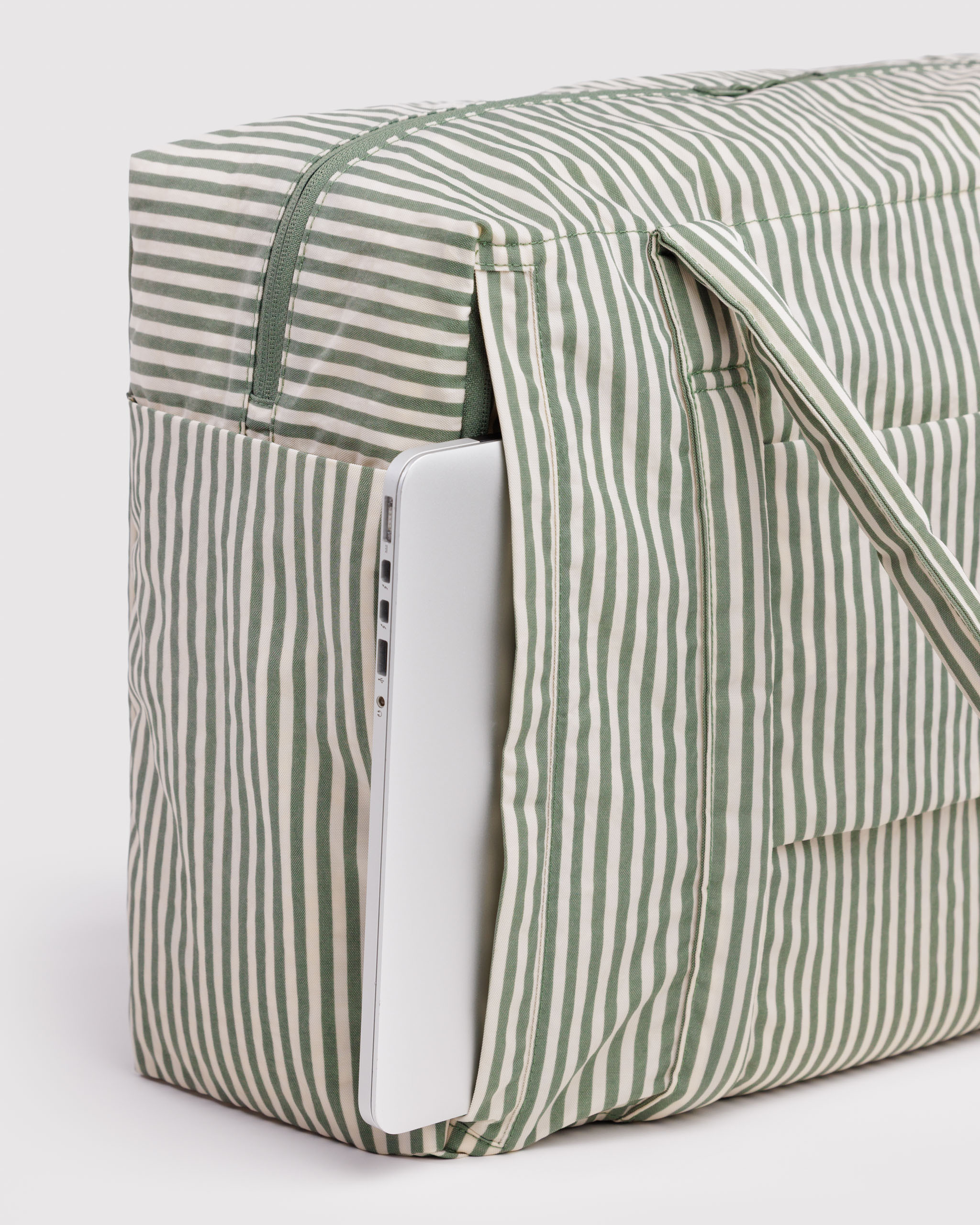 Cloud Carry-on - 鼠尾草間條｜BAGGU