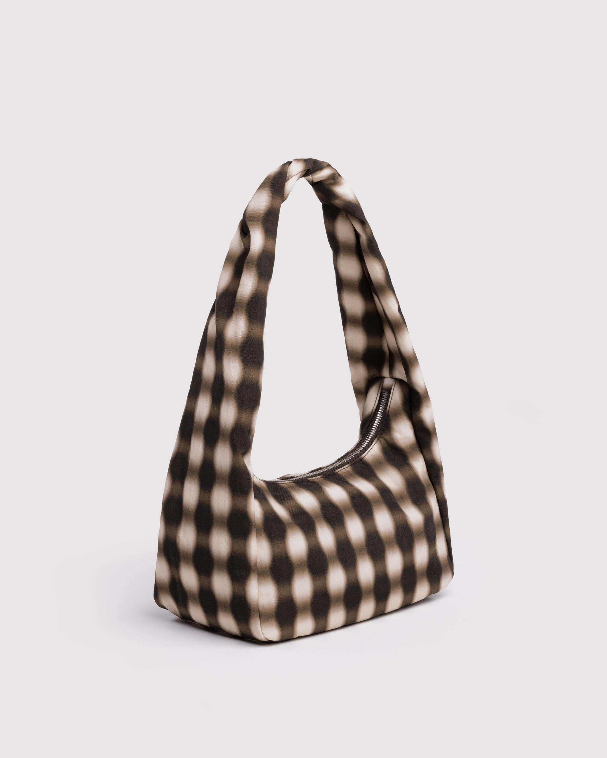 Small Nylon Meringue Bag - Blurred Gingham Brown｜BAGGU