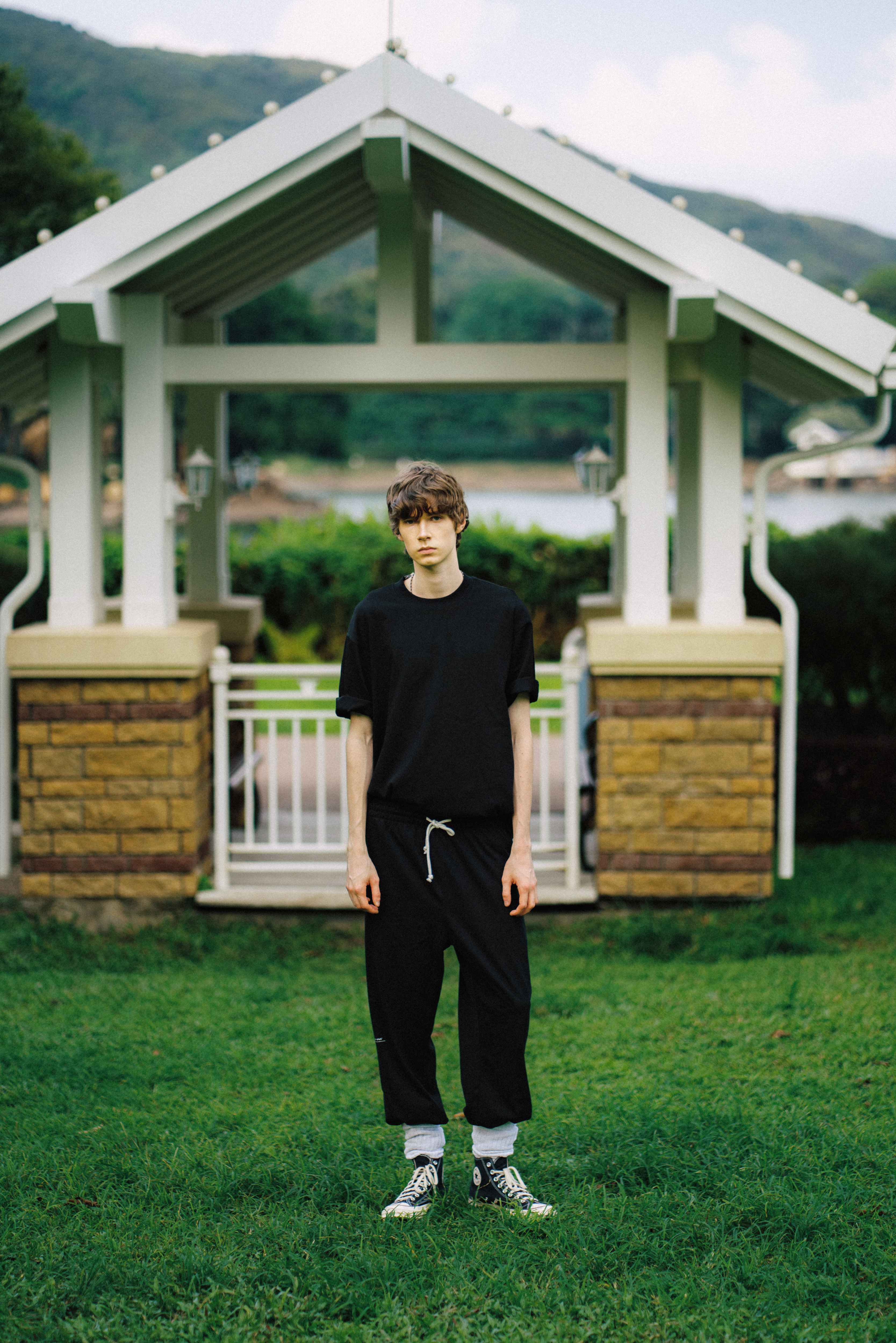 A MINIMAL CLUB LOGO TEE BLACK AM64TE09BK