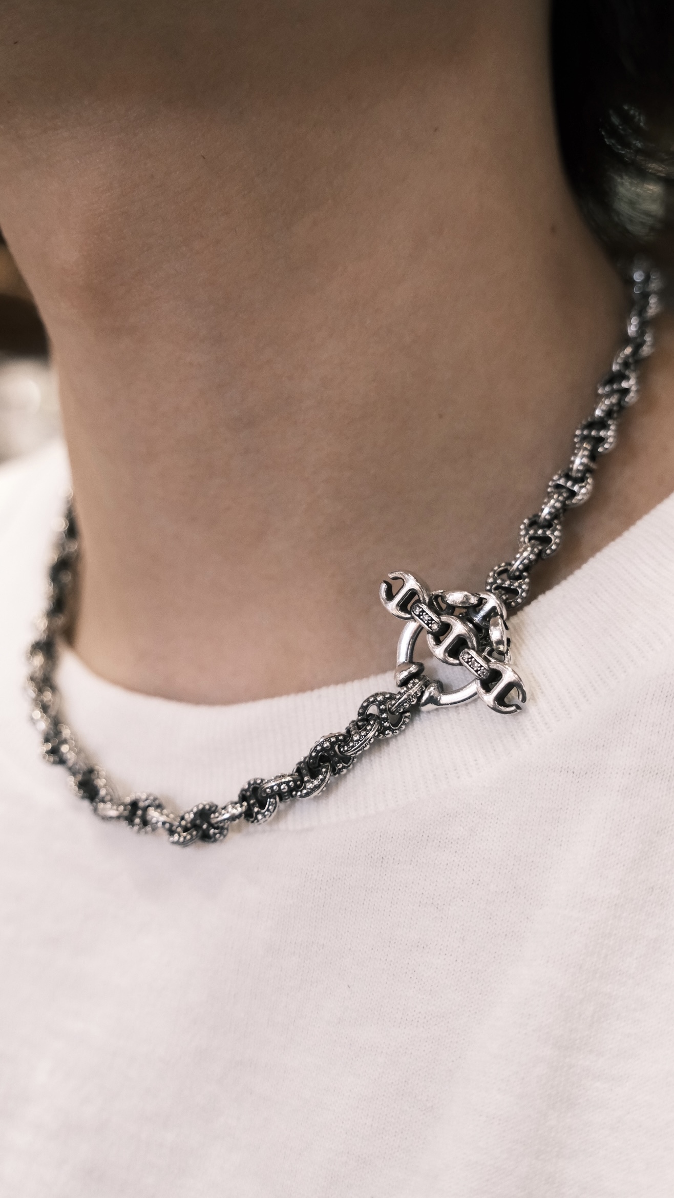 HB437 MEDIUM BEADED LINK NECKLACE