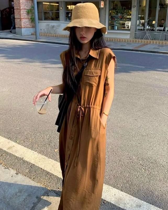 【簡約知性美的雙口袋抽繩連身洋】（現貨）