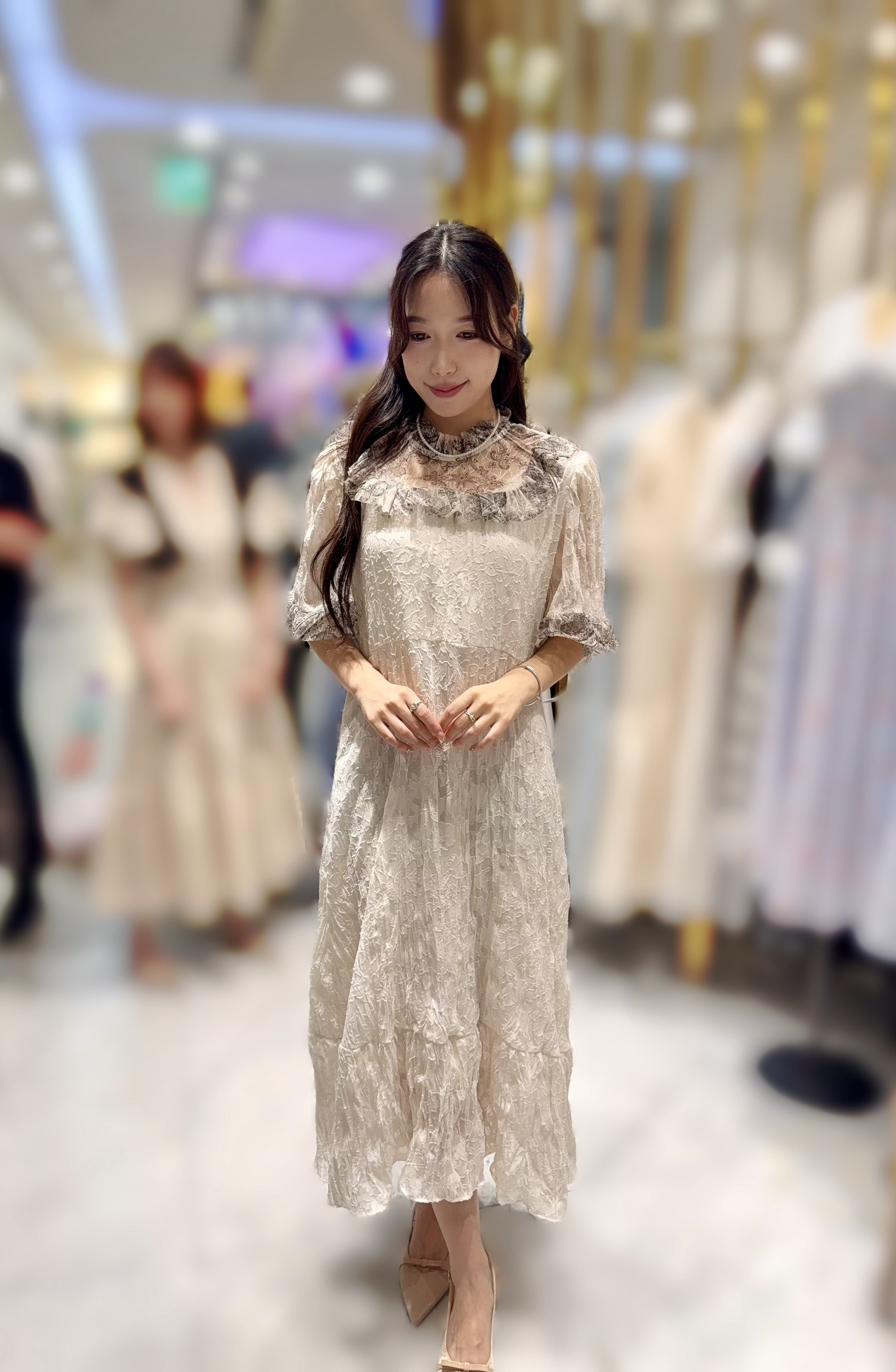 AD61 胸44  腰40 HIP46 長49 $999  [一口價]