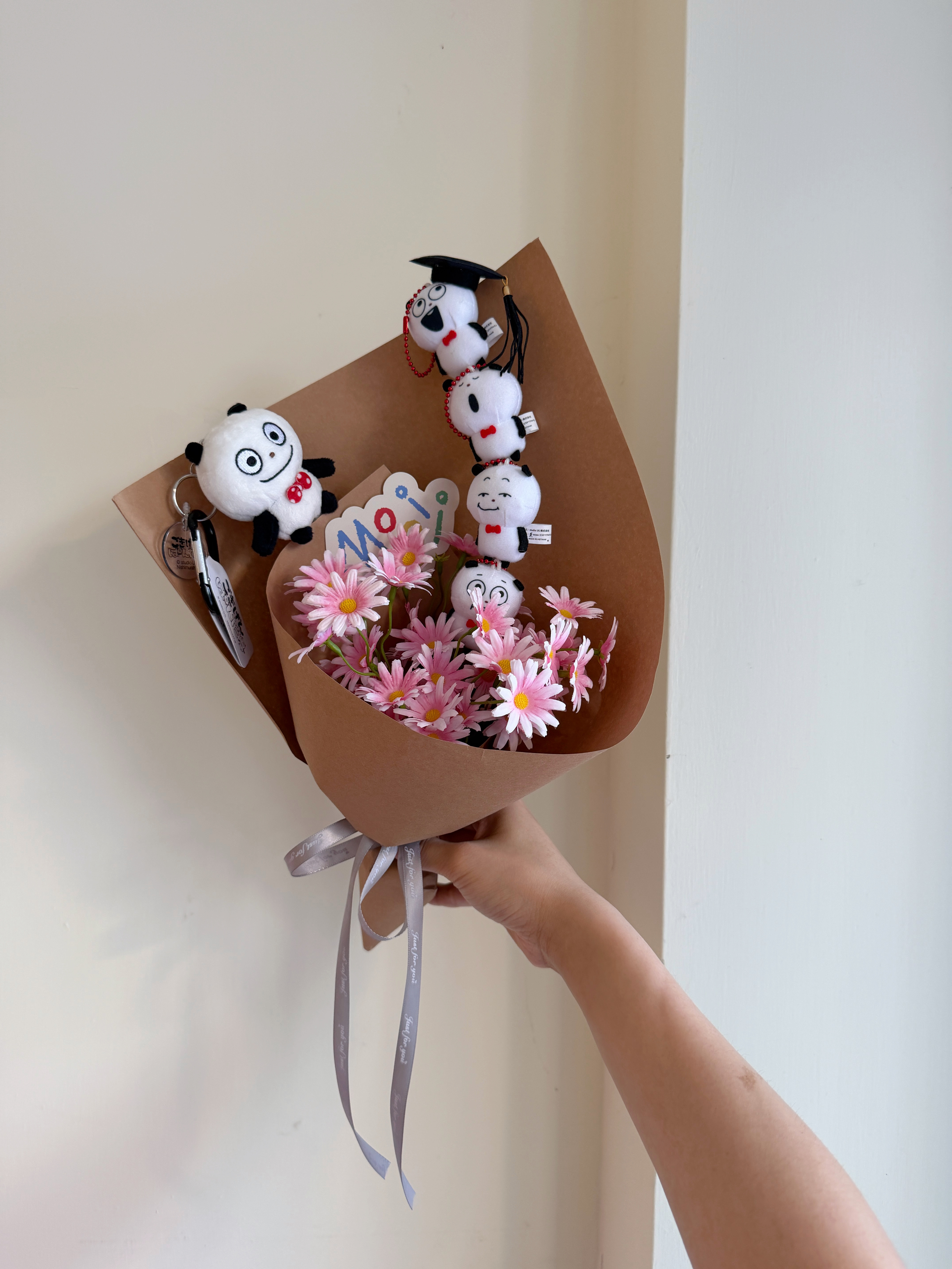 開心熊貓串串畢業花束