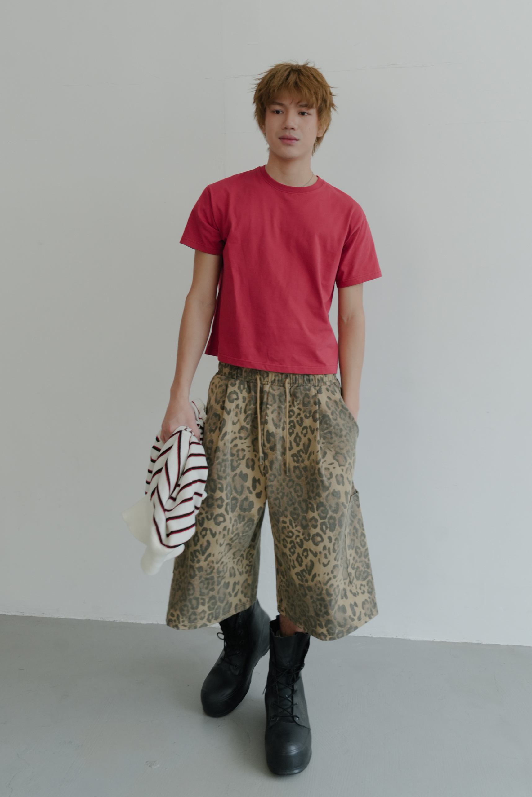 16s high quality crop short sleeve #上衣