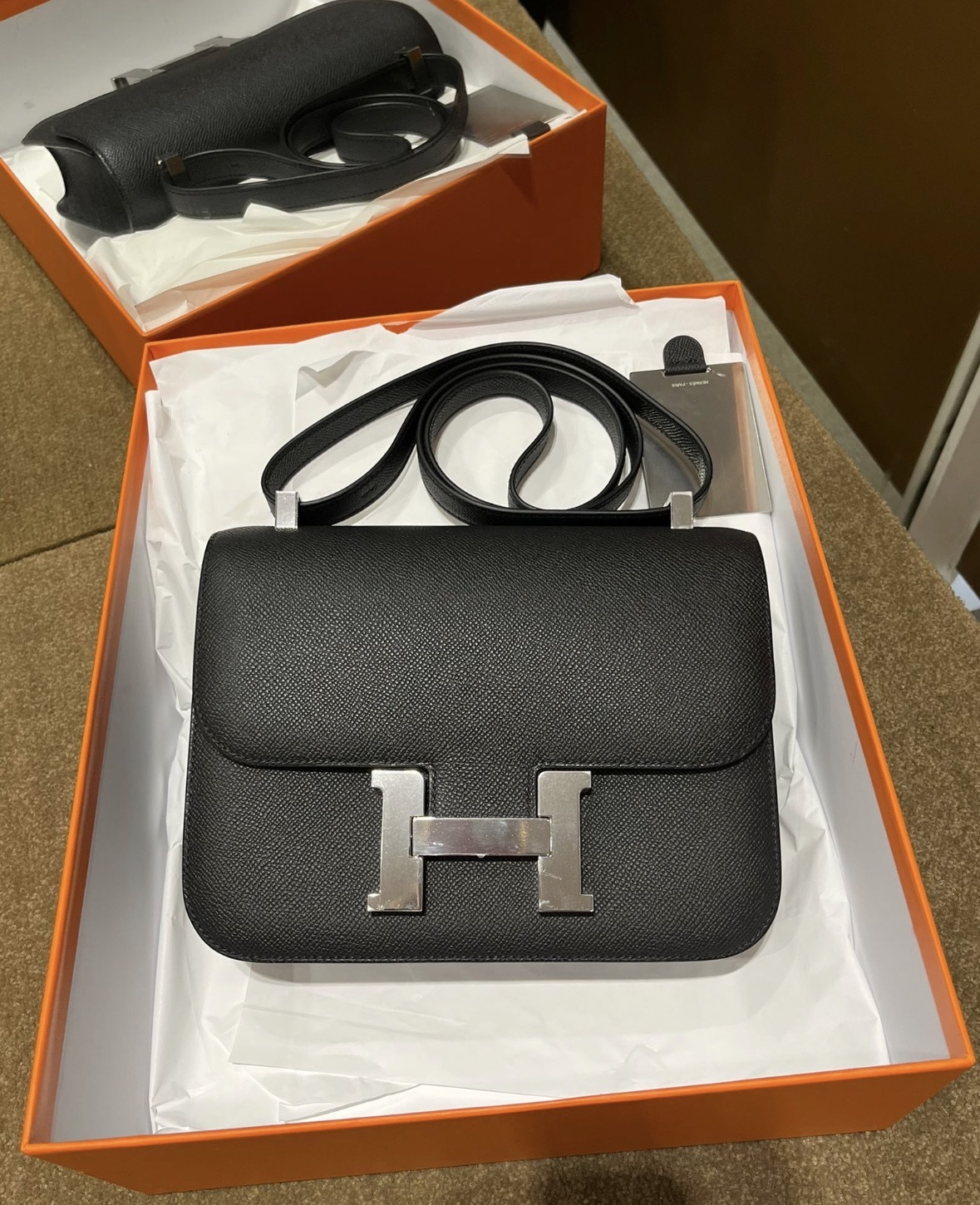 Constance 1-24 89 noir ck epsom G