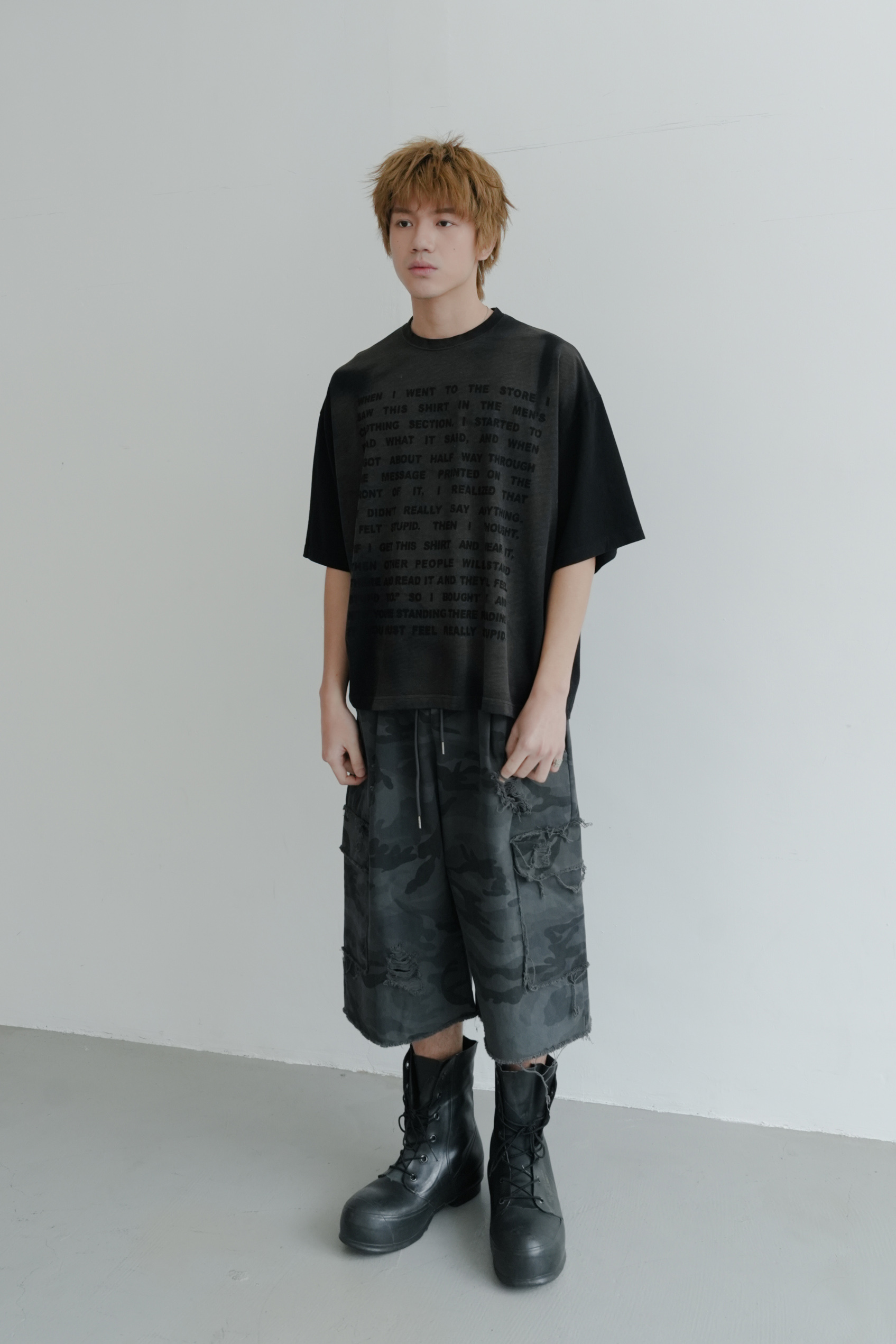 bold line short sleeve tee #上衣