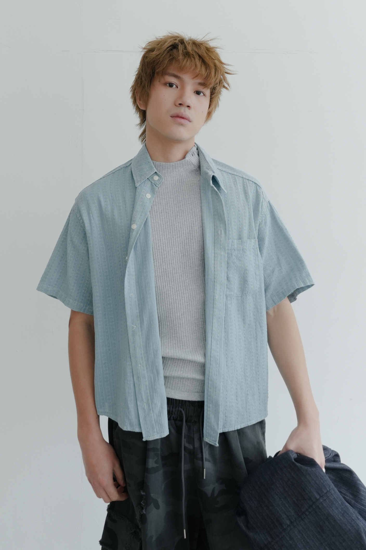 floa pigment crop short sleeve shirt #襯衫