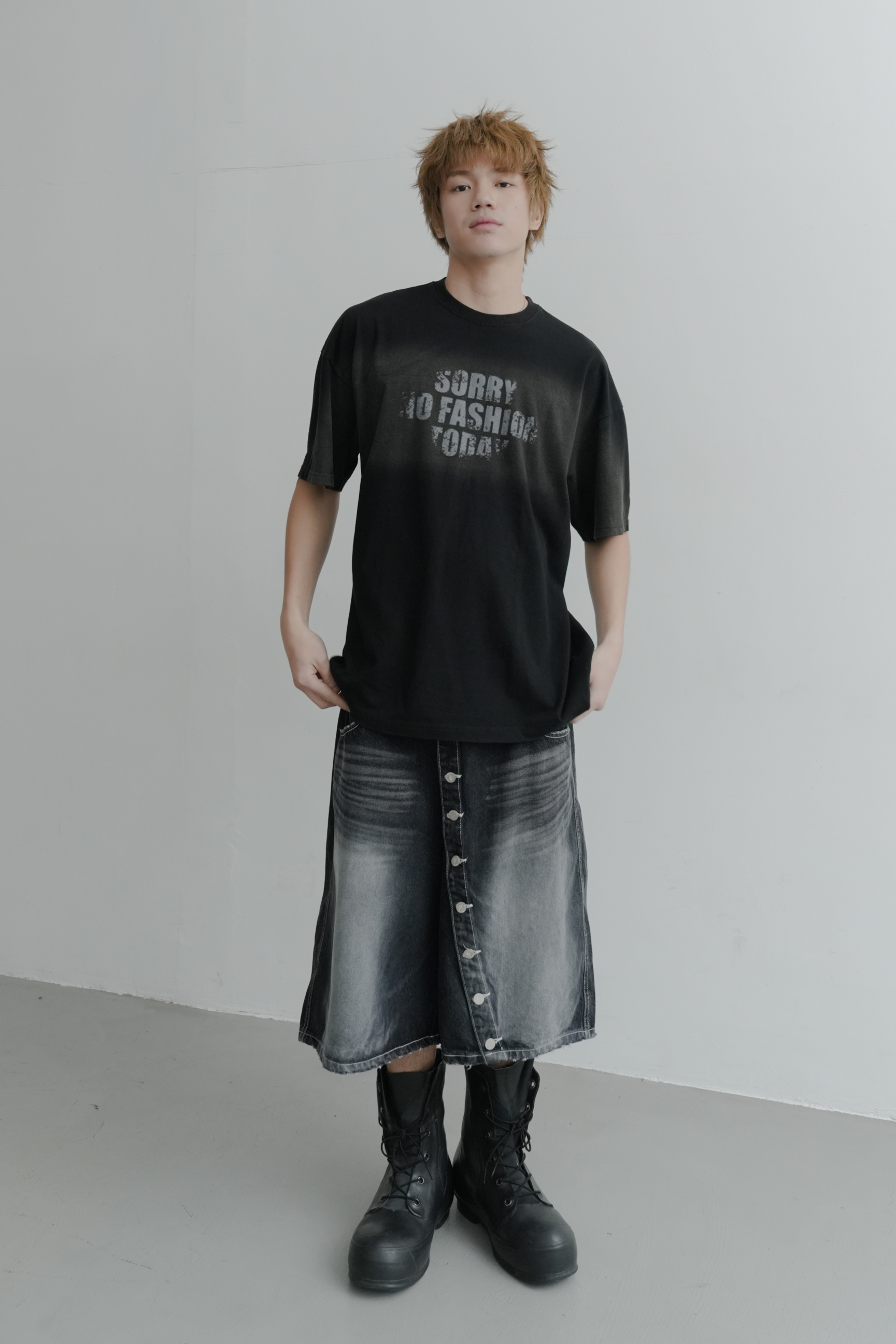 sorry brush box tee #上衣