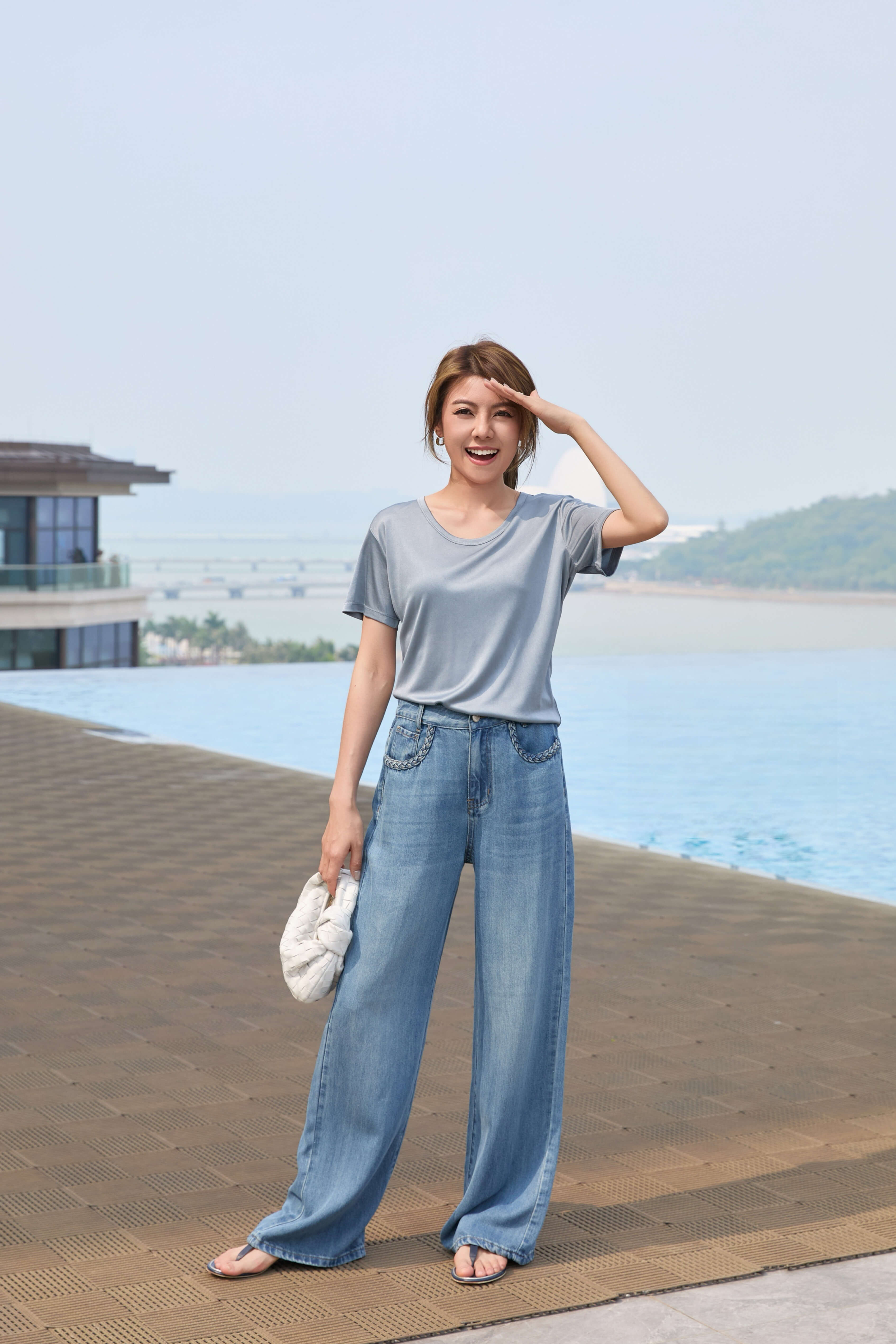 Lightweight Silk-Blend Tee_TP265L13