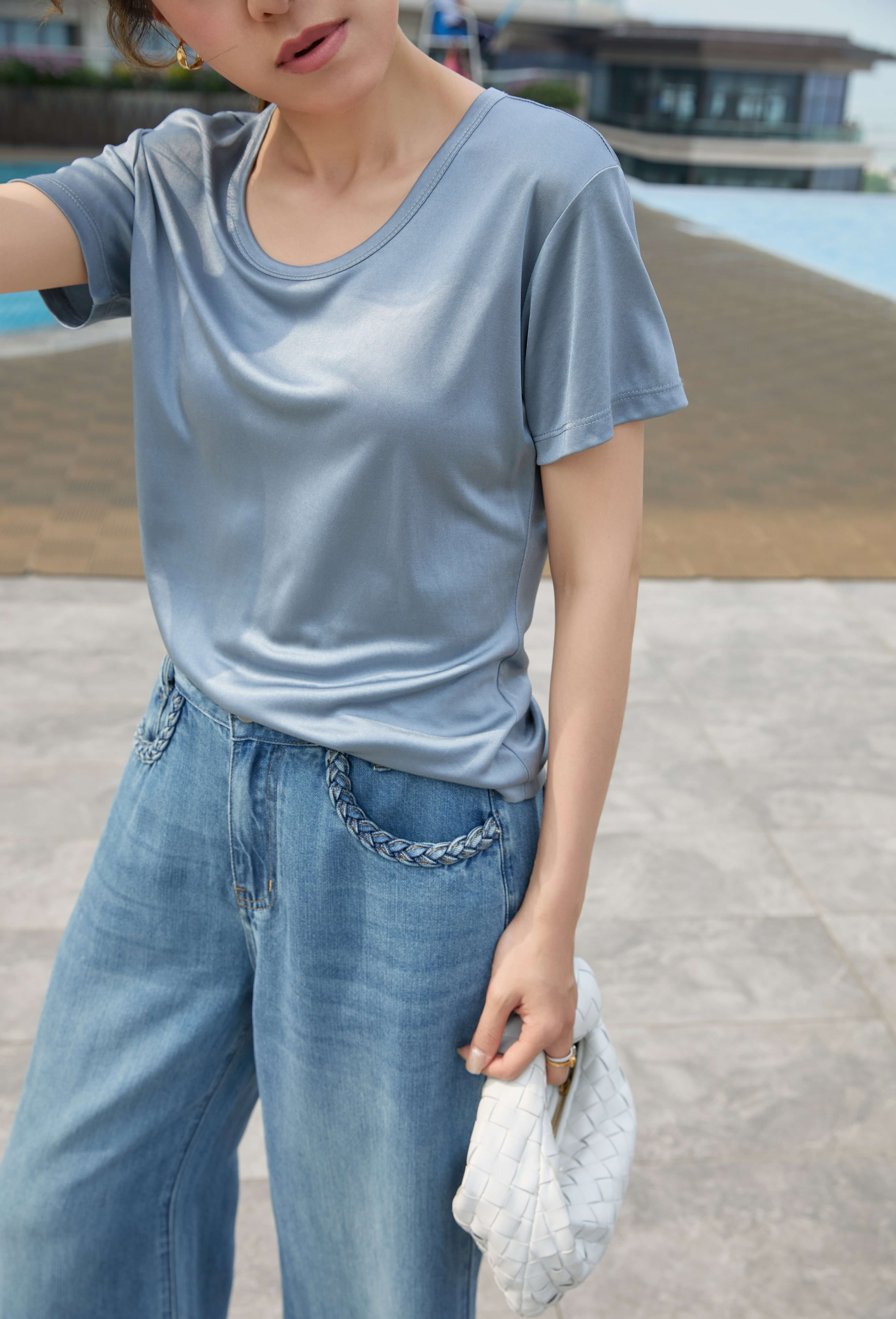 Lightweight Silk-Blend Tee_TP265L13