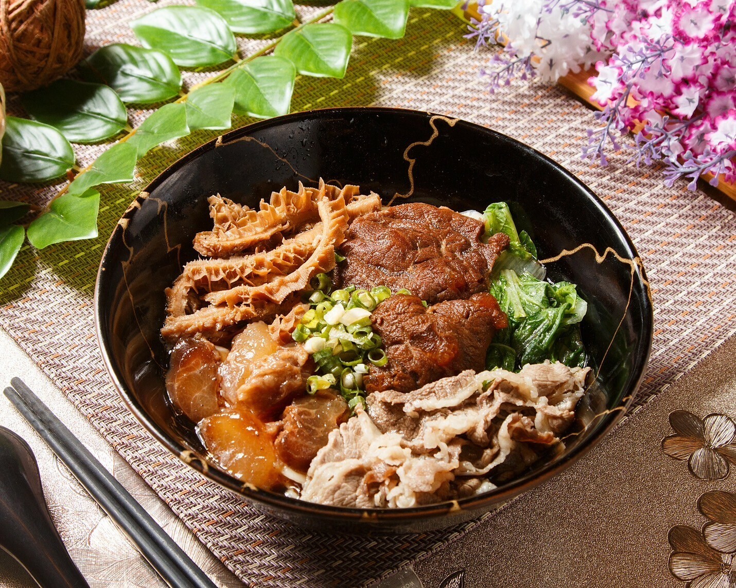 御噂醇牛肉麵