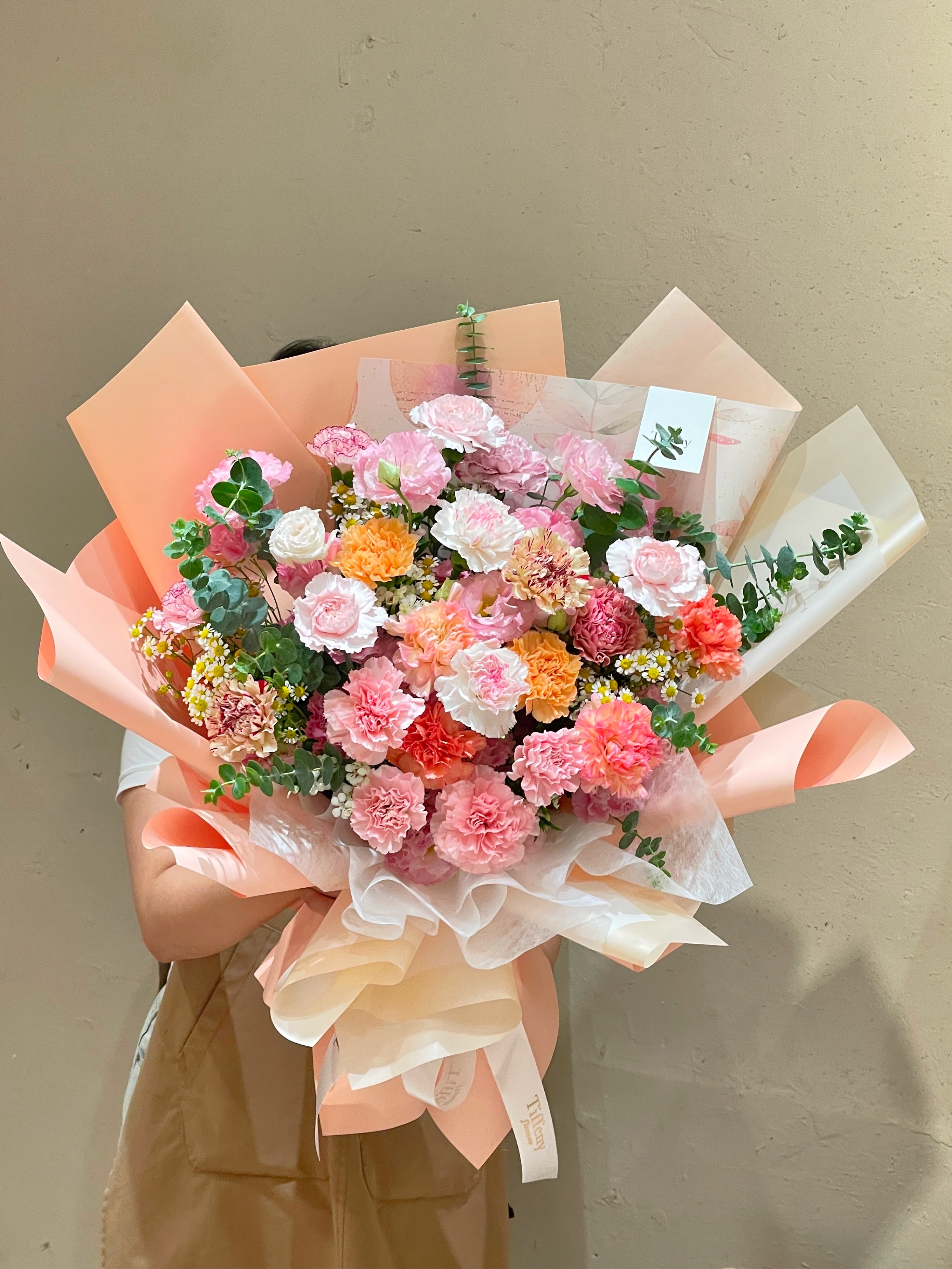 Carnation Grande – Fresh Flower Bouquet/XL