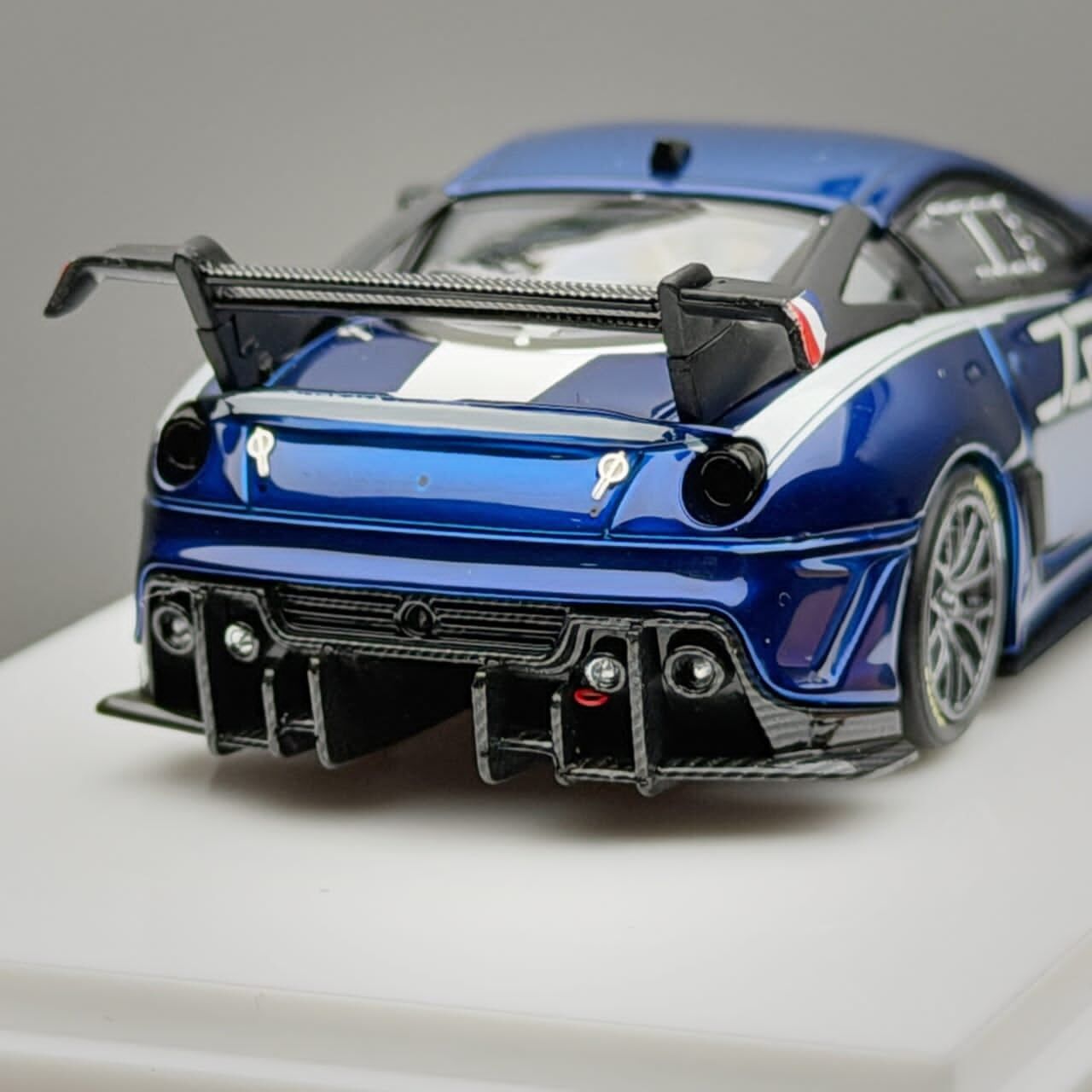 預訂:1/64 SK Model Ferrari 599XX Evo Metallic Blue #72 (SKF599XXMBL72 )
