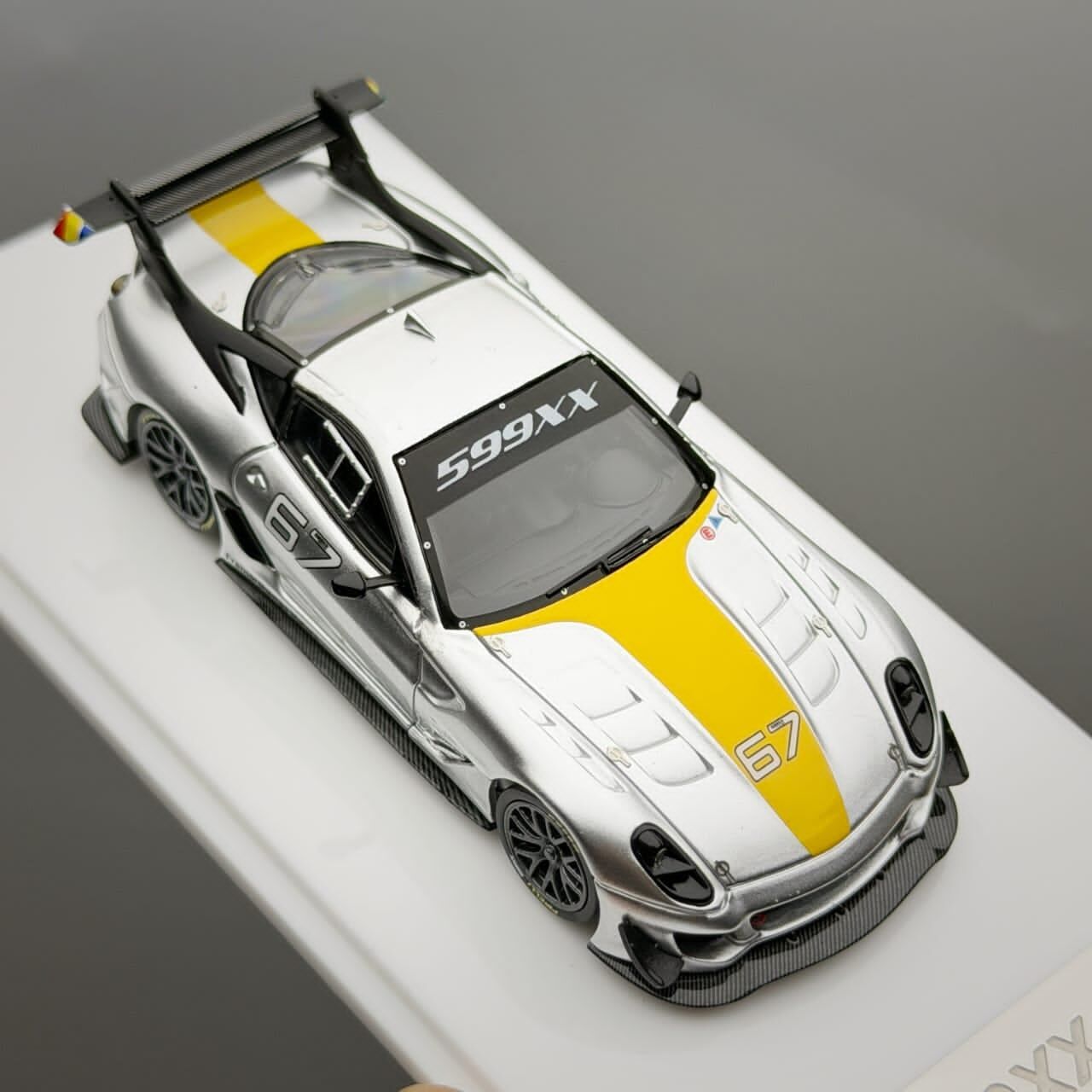 預訂:1/64 SK Model Ferrari 599XX Evo Metallic Silver #67 (SKF599XXMS67 )