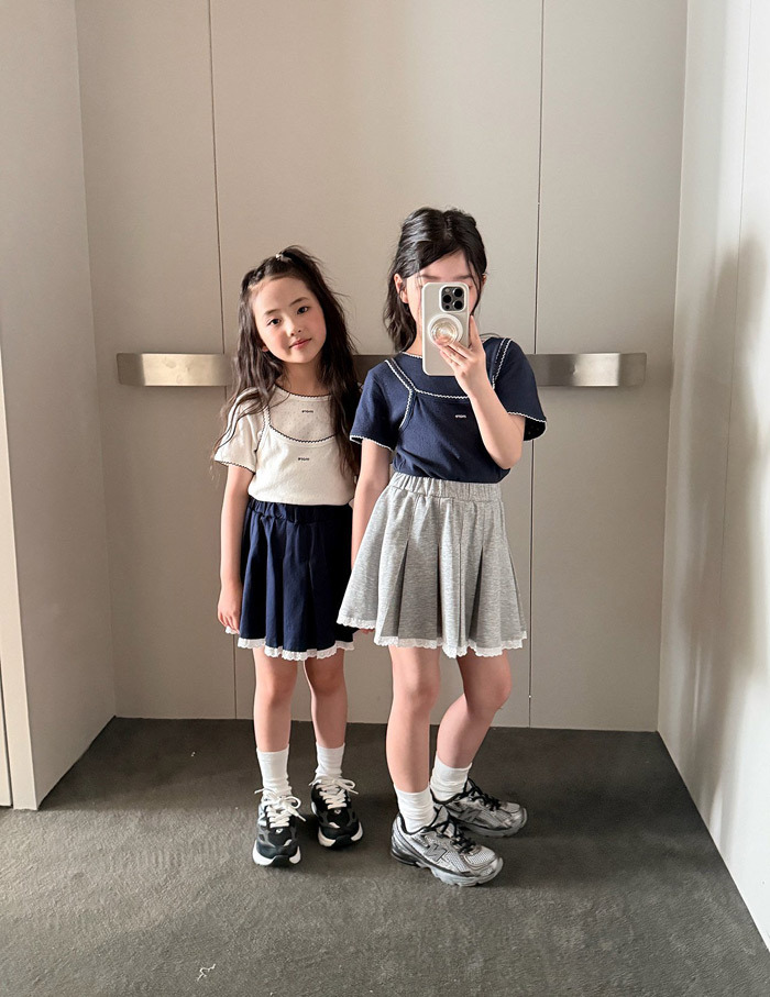 正韓夏CCOMMA 兩色隨性百摺運動裙