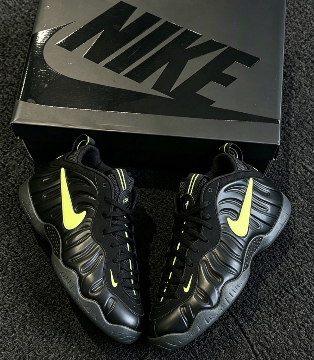 男鞋 NIKE AIR FOAMPOSITE PRO 黑黃 果凍底 緩震 太空鞋 運動鞋【HF0794-002】