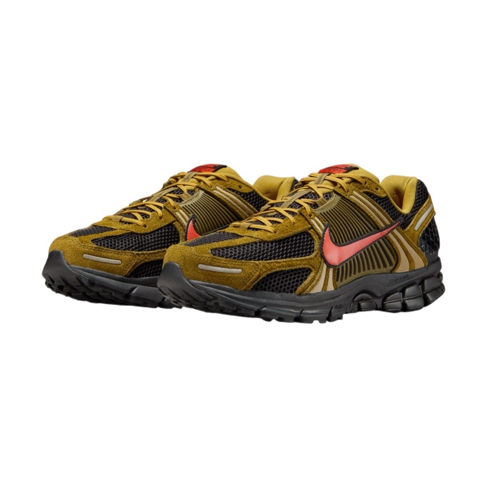 NIKE ZOOM VOMERO 5 橄欖綠 紅勾 慢跑鞋 男鞋 IH1344-300