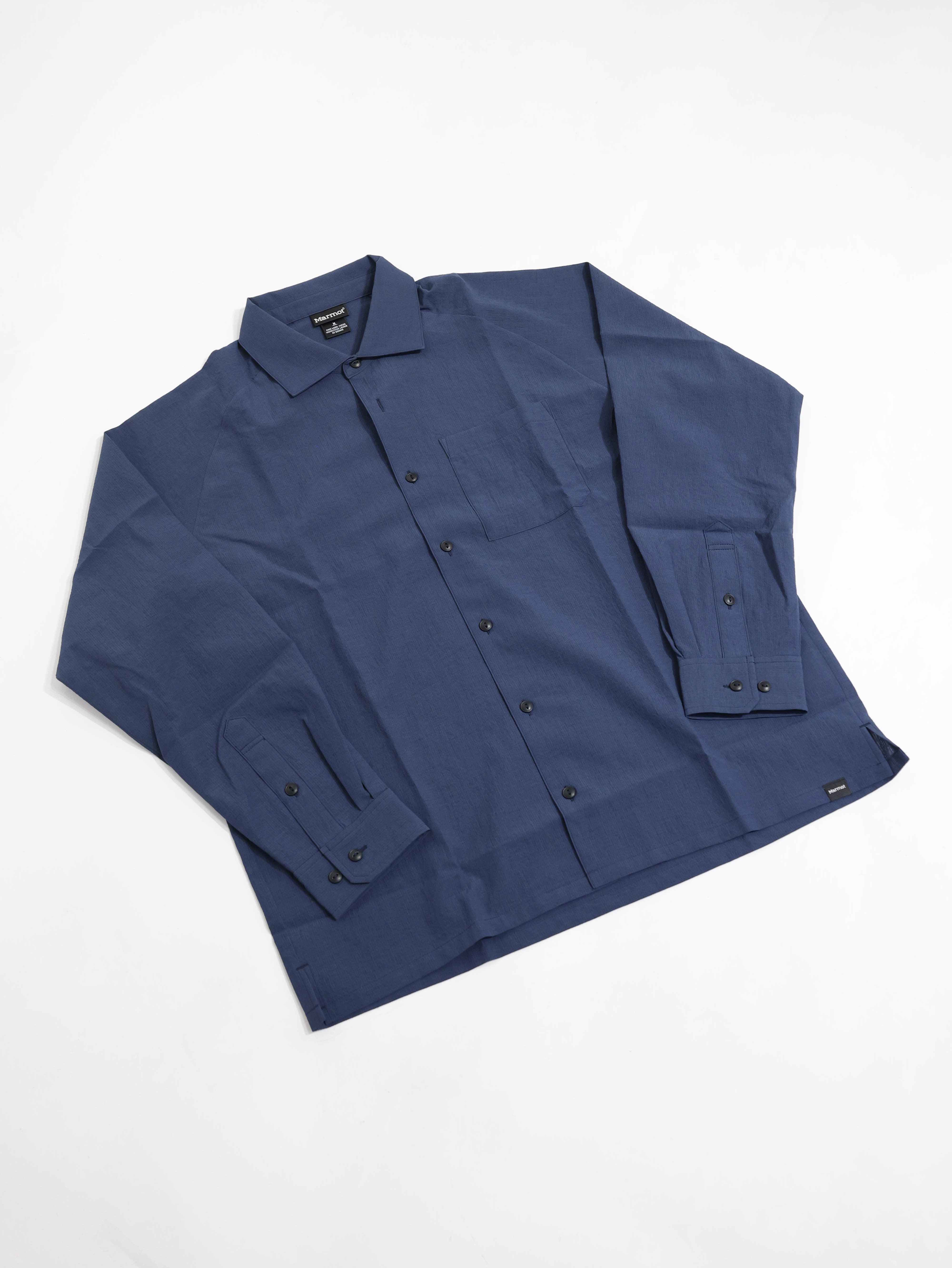 Marmot MMT 亞麻調柔質透氣襯衫 MSH51