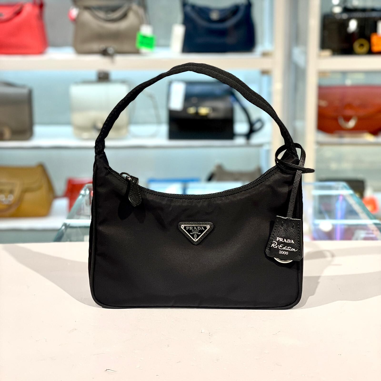 全新PRADA Hobo INE515 腋下包黑色尼龍黑扣 #BRAND NEW #香榭站正品