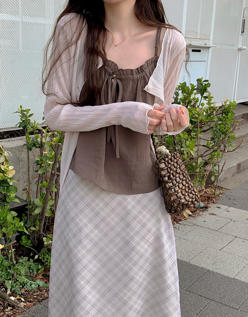 韓國grace muse授權 唯美絲光流線感木耳邊薄透罩衫