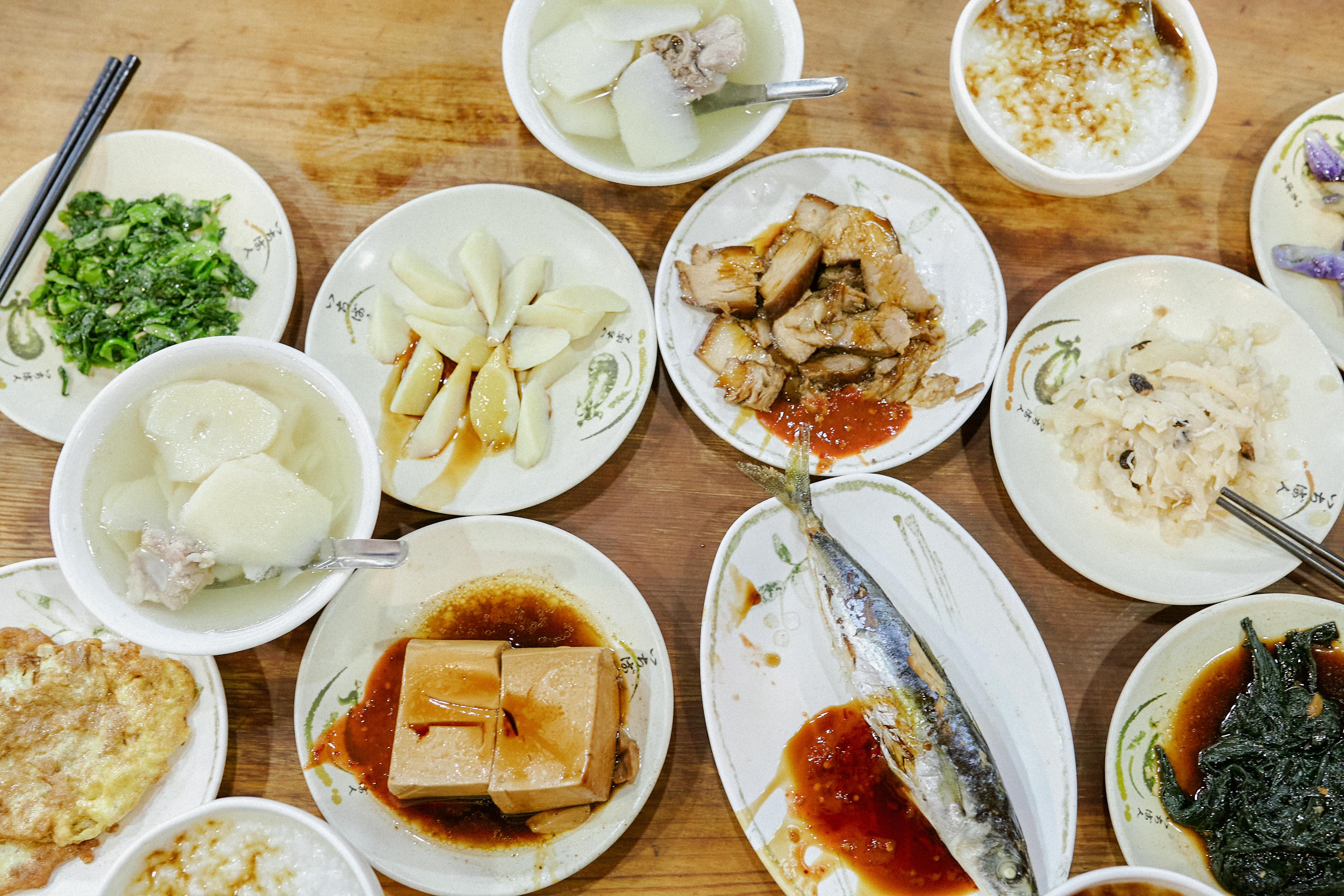 燕山清粥店的小菜種類多元
