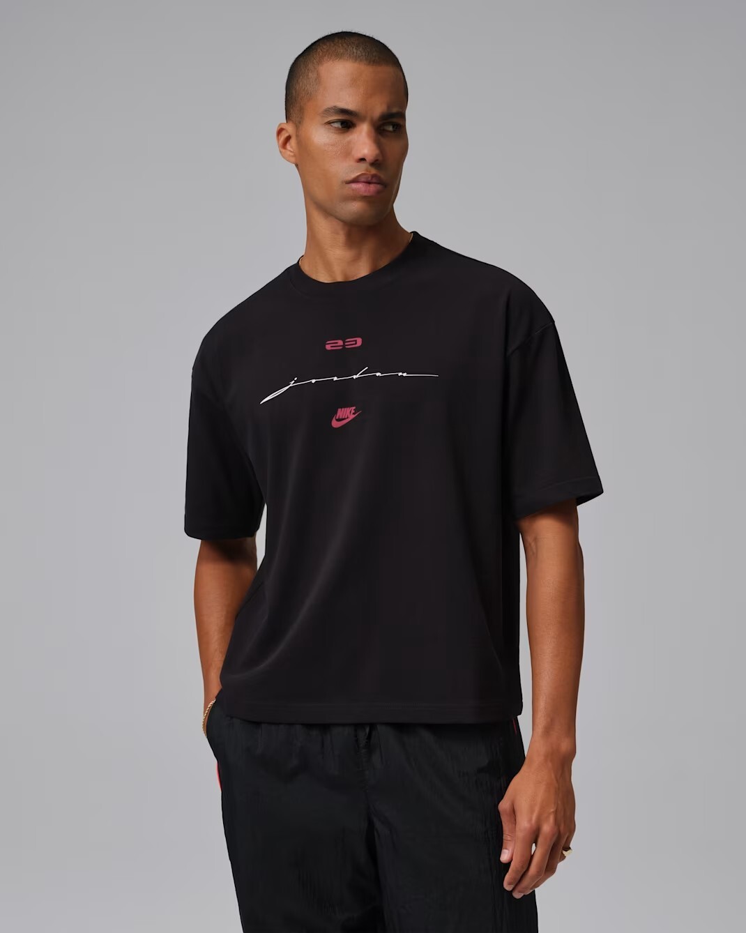 【官網限定】Jordan Flight 男款字母 T 恤 黑 IF3014-010 白 IF3014-100 V