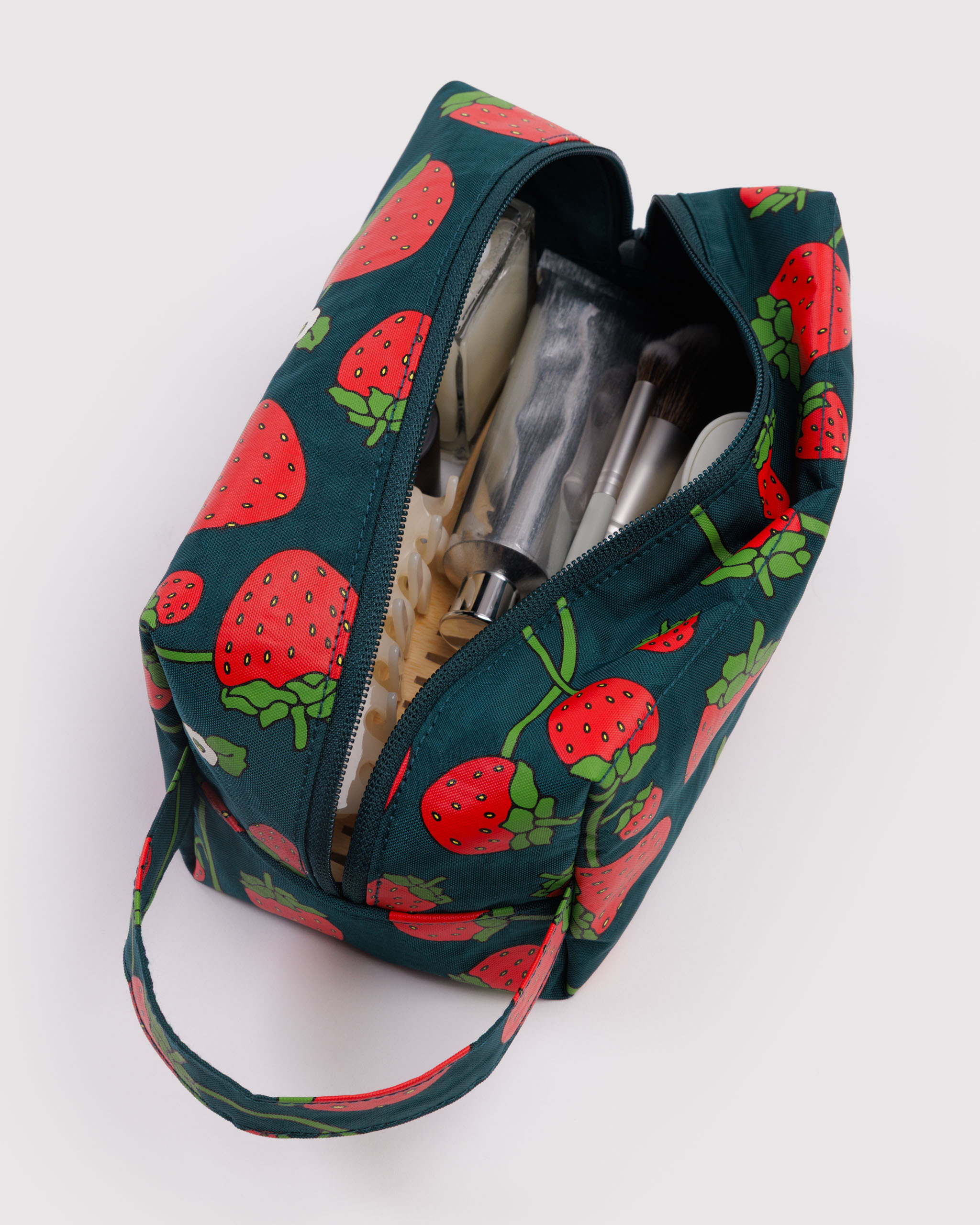 Dopp Kit - Strawberry Blossom｜BAGGU