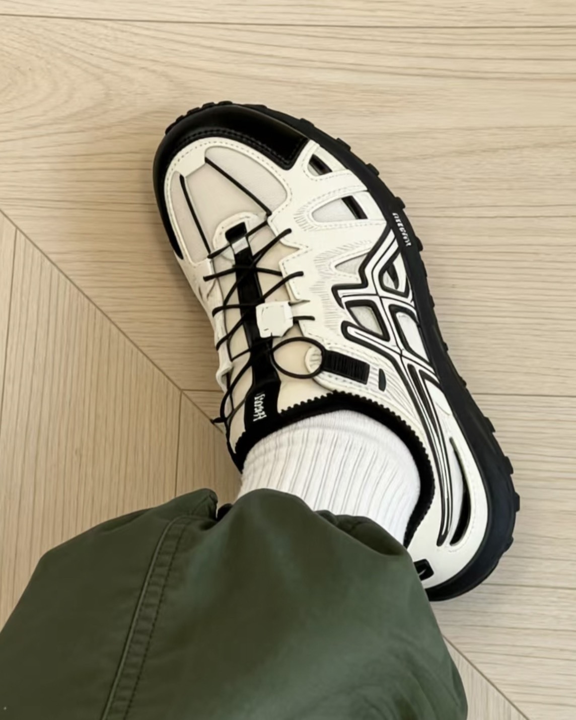 【預購】ASICS GEL-SONOMA SE 米黑 1203A670202
