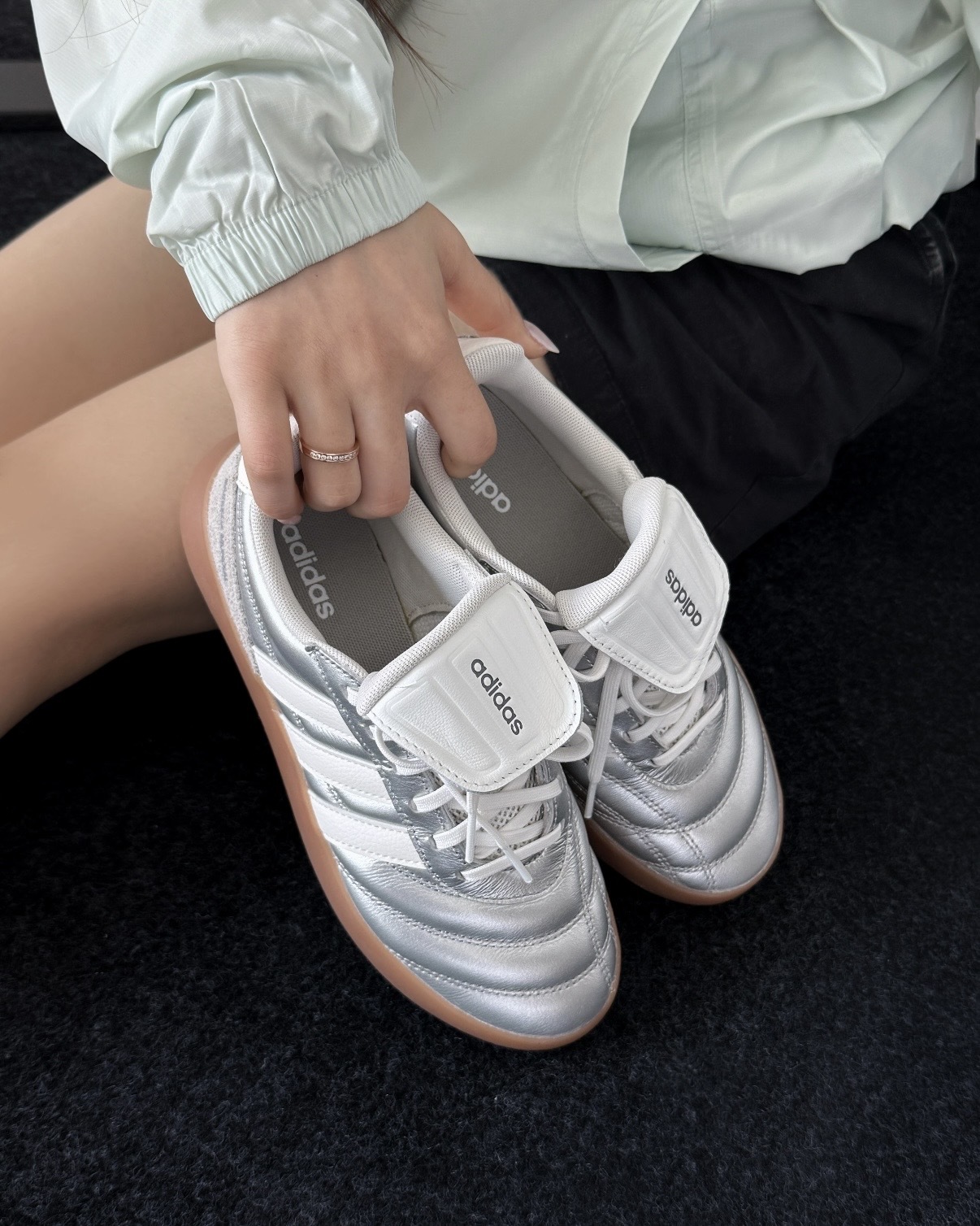 ADIDAS BARREDA MUNDIAL 銀奶油 灰銀 銀色 焦糖底 翻蓋鞋舌 復古 女鞋 HP6922 / 預購
