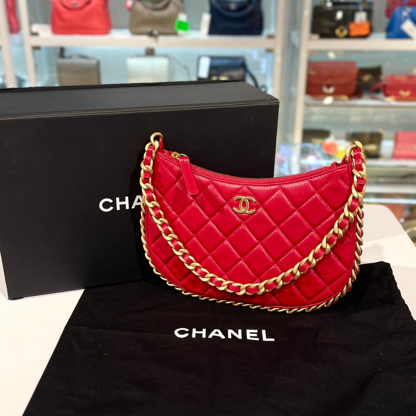 全新CHANEL HOBO 紅色小羊皮金扣 #香奈兒腋下包@晶片款 #BRAND NEW #香榭站正品
