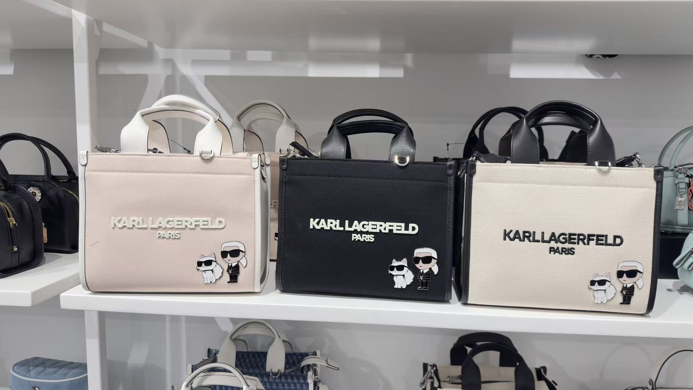 【預購】Karl Lagerfeld Paris KL050817 KRISTINA SMALL 帆布斜咩包