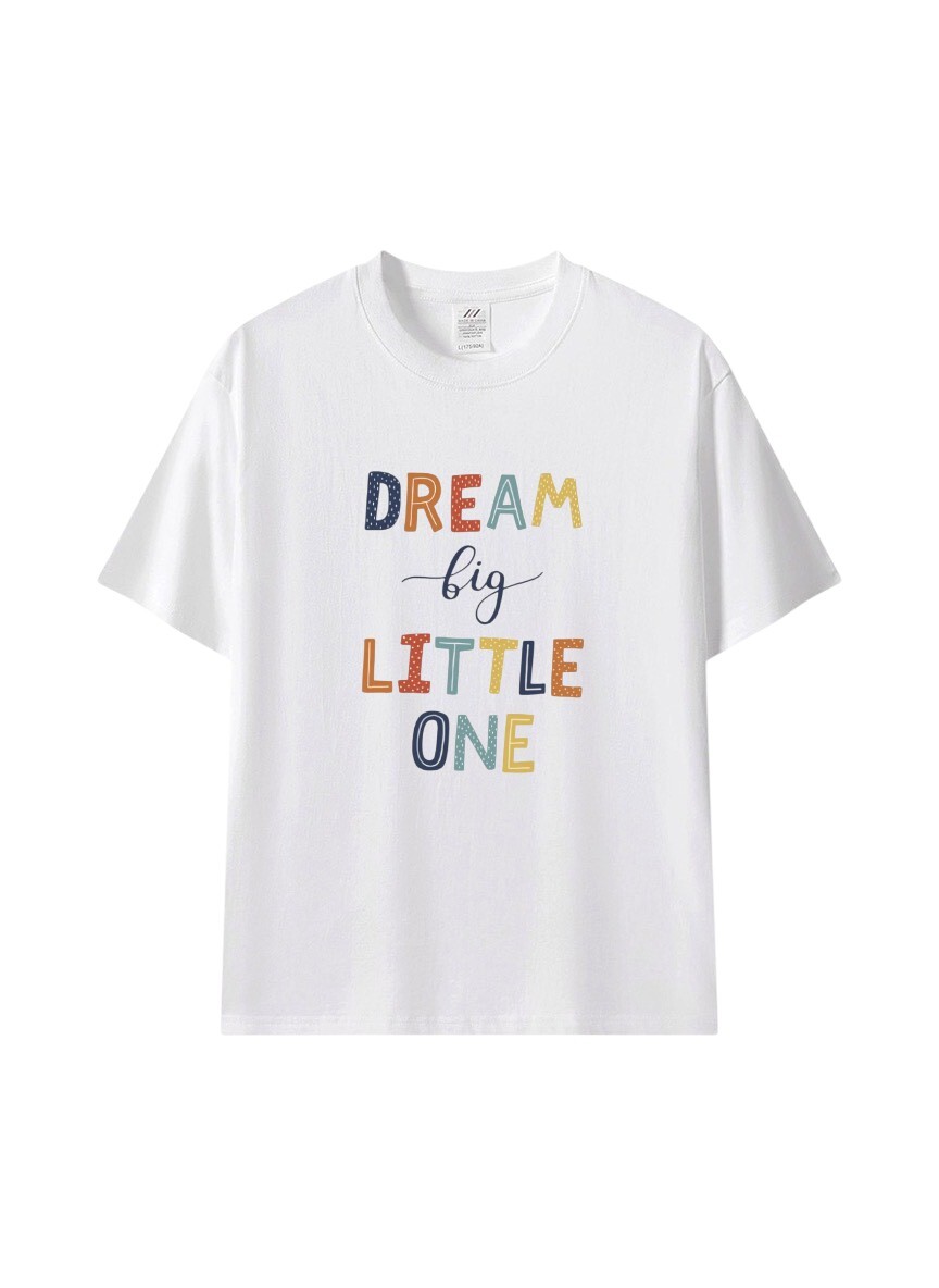 韓系童趣英文T恤｜Dream Big Little One 寬版純棉短袖 親子風上衣。
