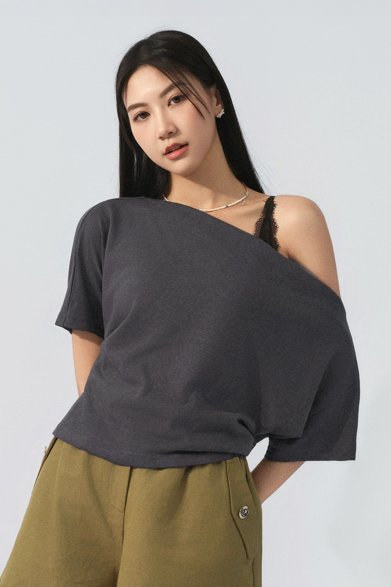 竹節棉單肩鬆身上衣  (預購產品）