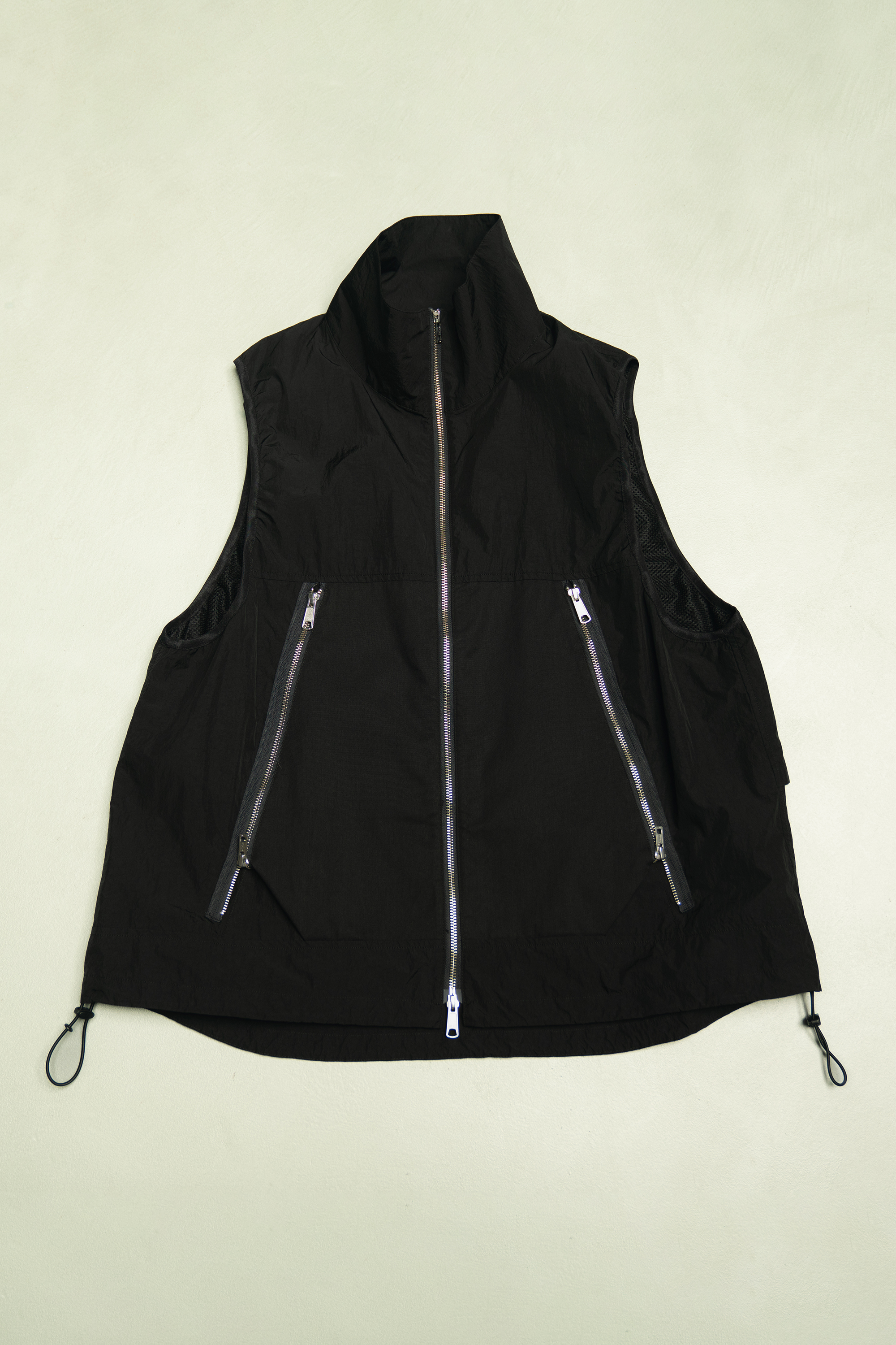 barbell object UN VEST