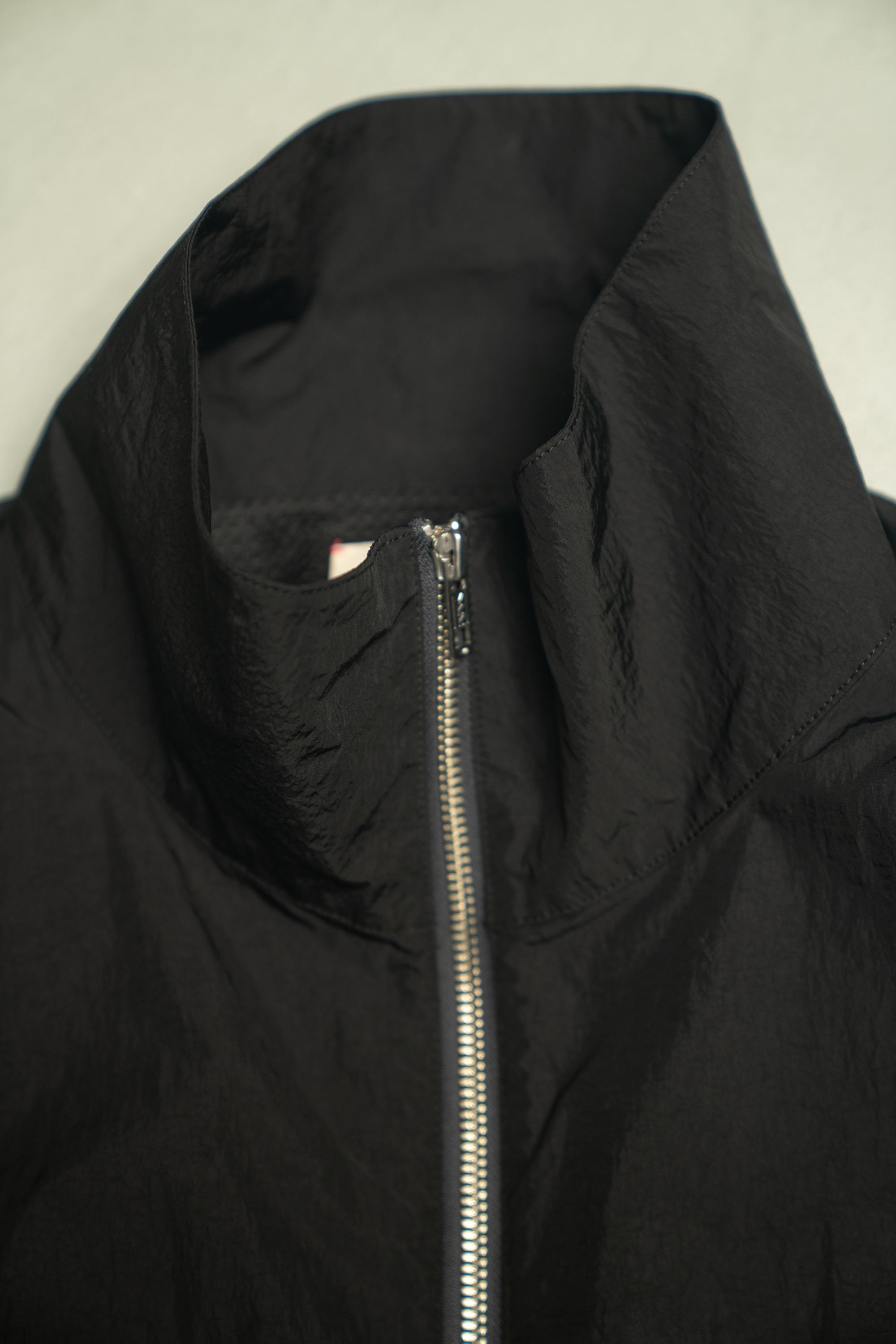 barbell object UN VEST