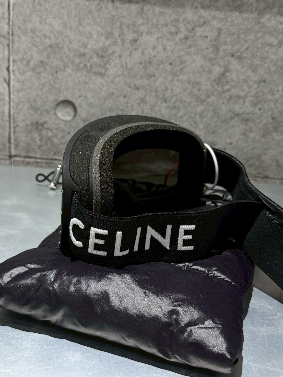 現貨6折 CELINE 卯釘字體Logo滑雪鏡 滑雪面罩