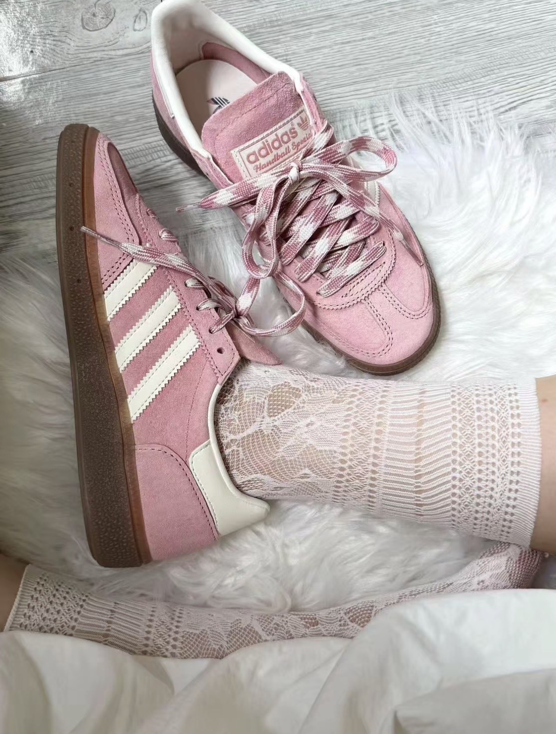 <現貨>ADIDAS HANDBALL SPEZIAL 蜜桃粉奶油白 調色盤系列 編織鞋帶 復古鞋 板鞋 KJ6305
