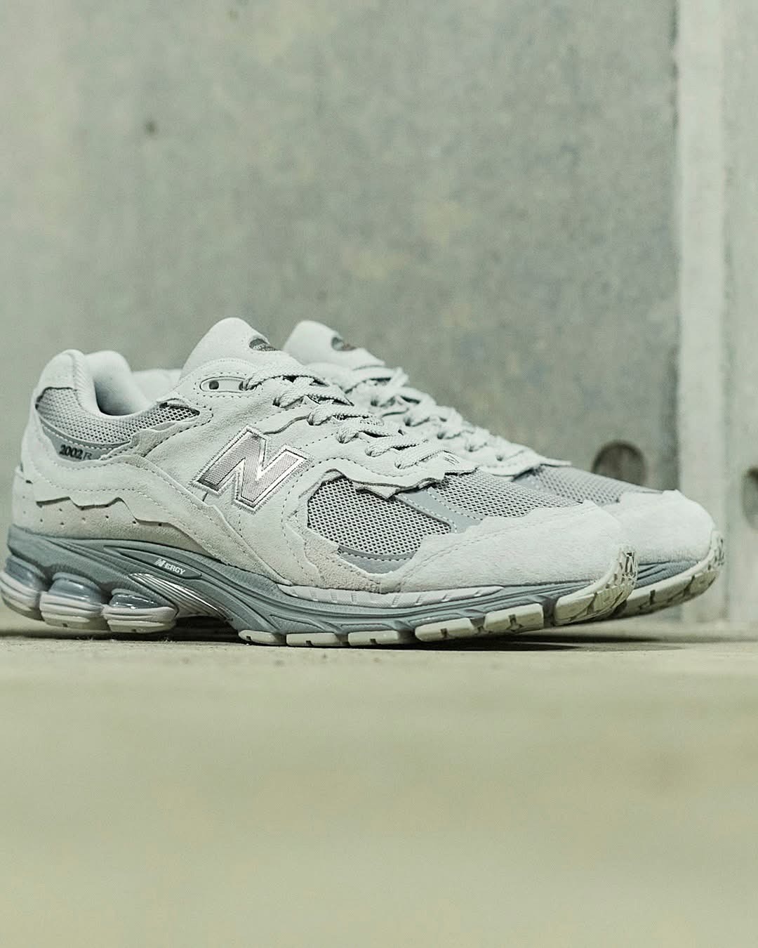 <現貨>New Balance NB 2002R x Gore Tex 防水 解構 破壞 元祖灰 U200227R