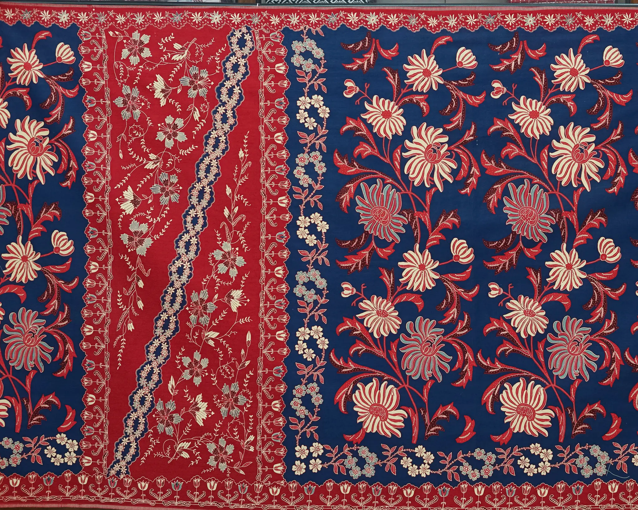 Batik｜New Sarong Batik - Chrysanthemum｜Indonesia