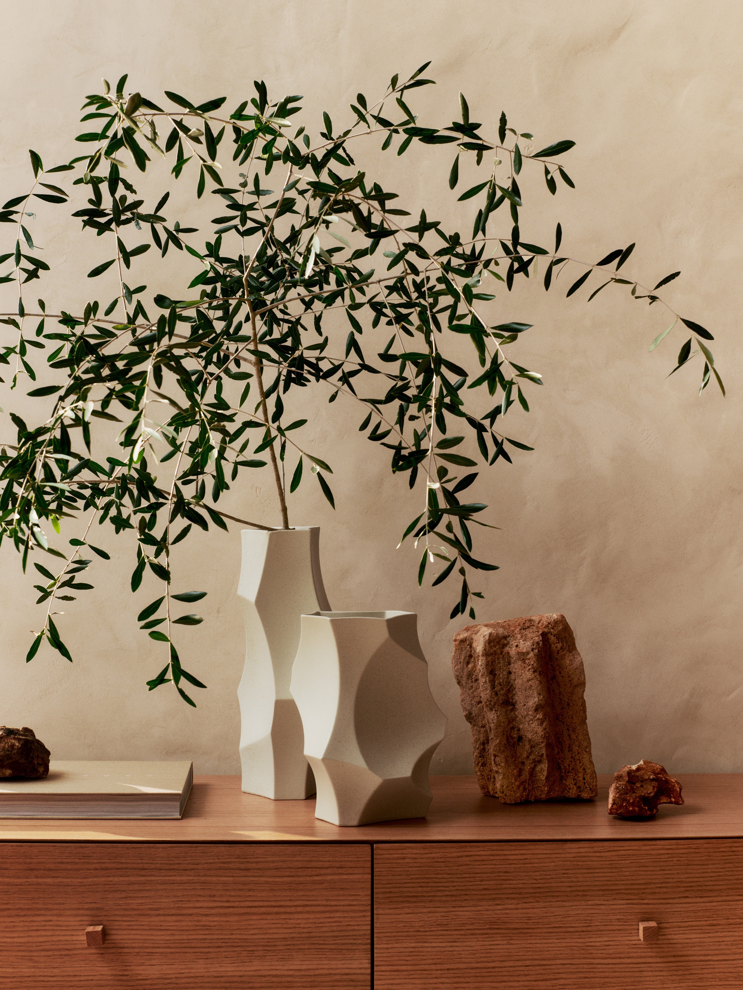 岩韻 花瓶 - 小 by Ferm Living