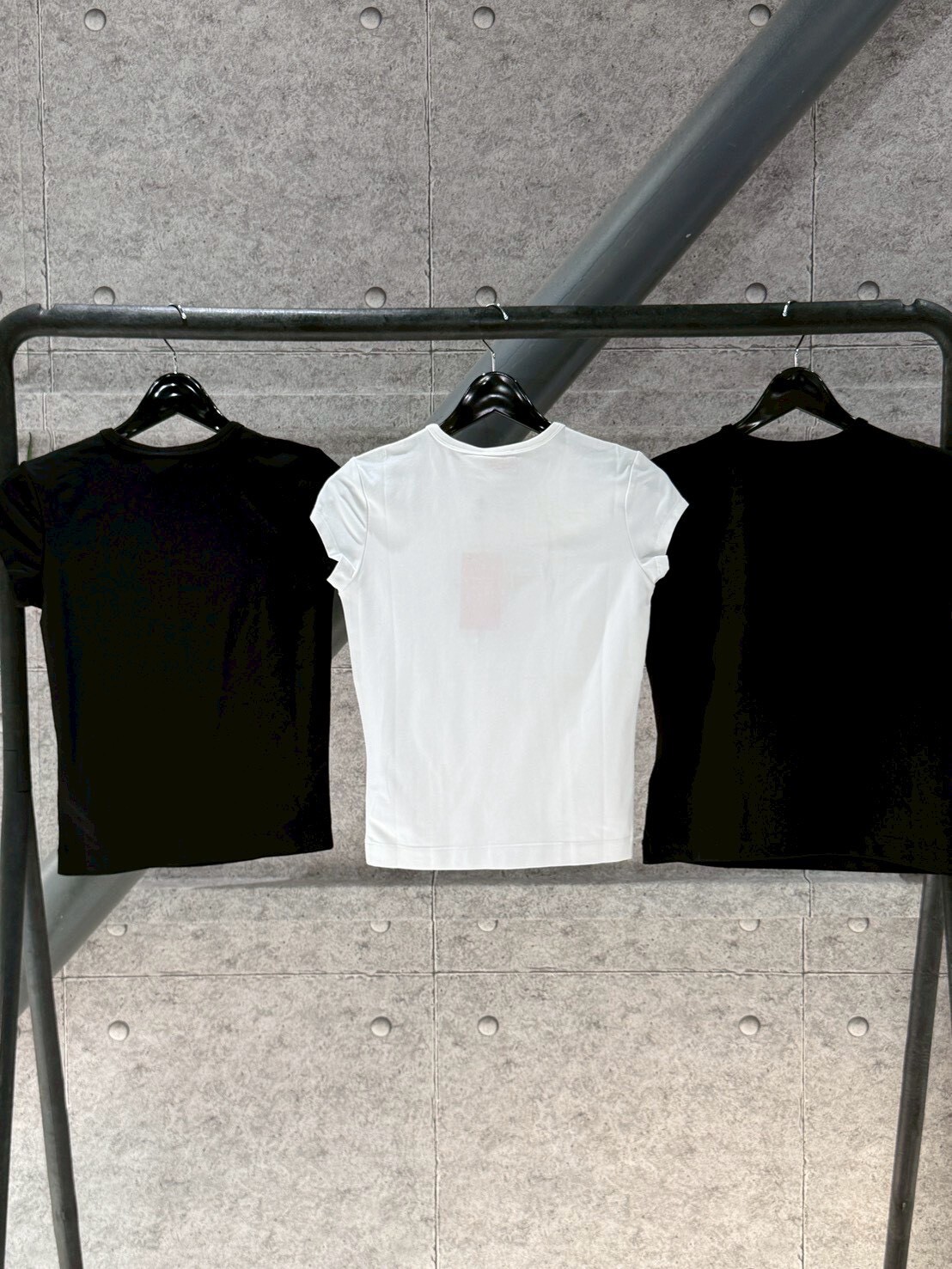 現貨折扣 DIESEL 經典鏤空D Logo 女款短袖 T