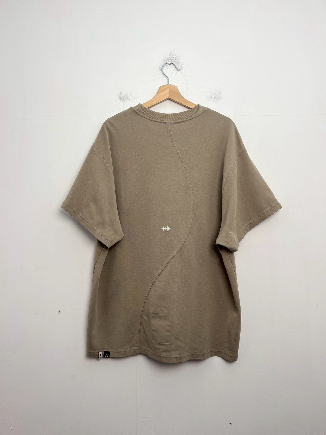 ARC ROOM LEGGMON TEE - KHAKI SIZE 3