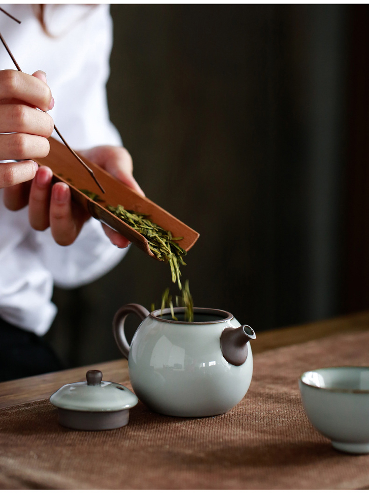 鹿港窯禮品館│官窯一壺兩杯茶具組｜精美青瓷手工壺杯｜送禮首選·品味茶禮