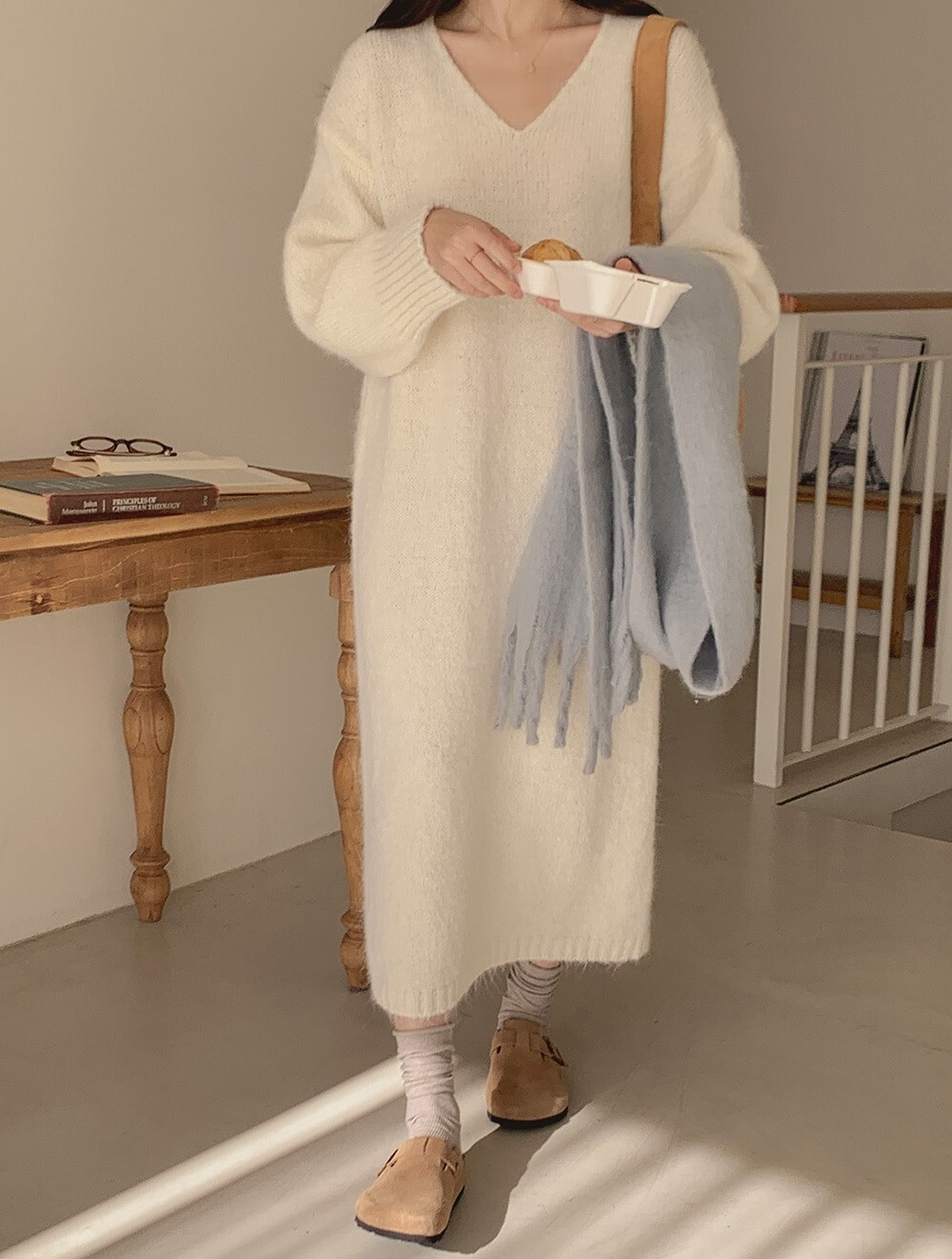 韓國grace muse授權 溫馨日常羊駝毛V領針織連身裙【muse premium】系列